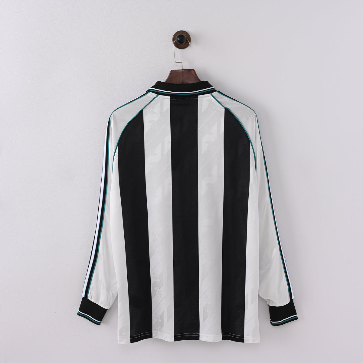 Newcastle United Home Long Sleeve 24-25 — image 2
