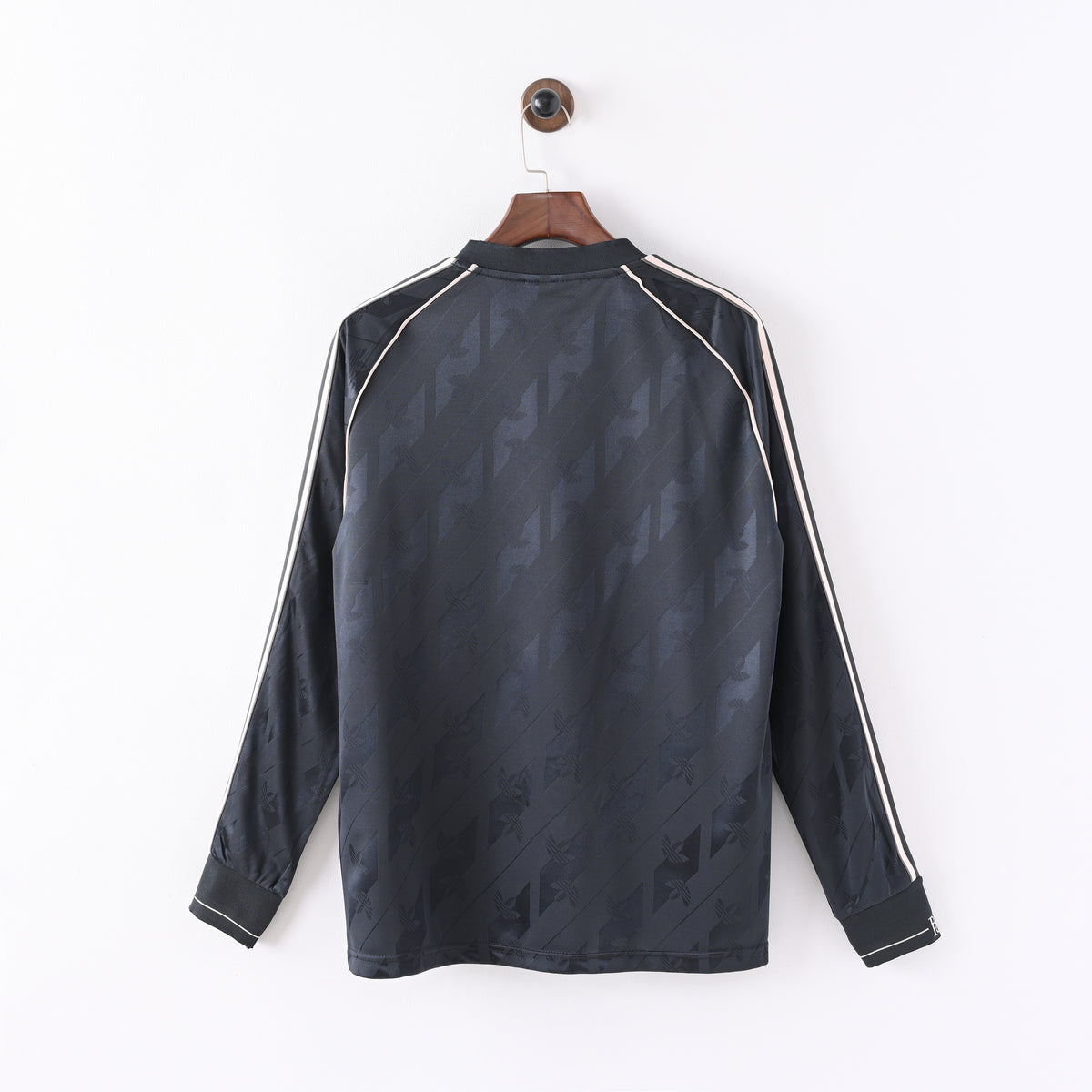 Real Madrid Away 24-25 — image 2