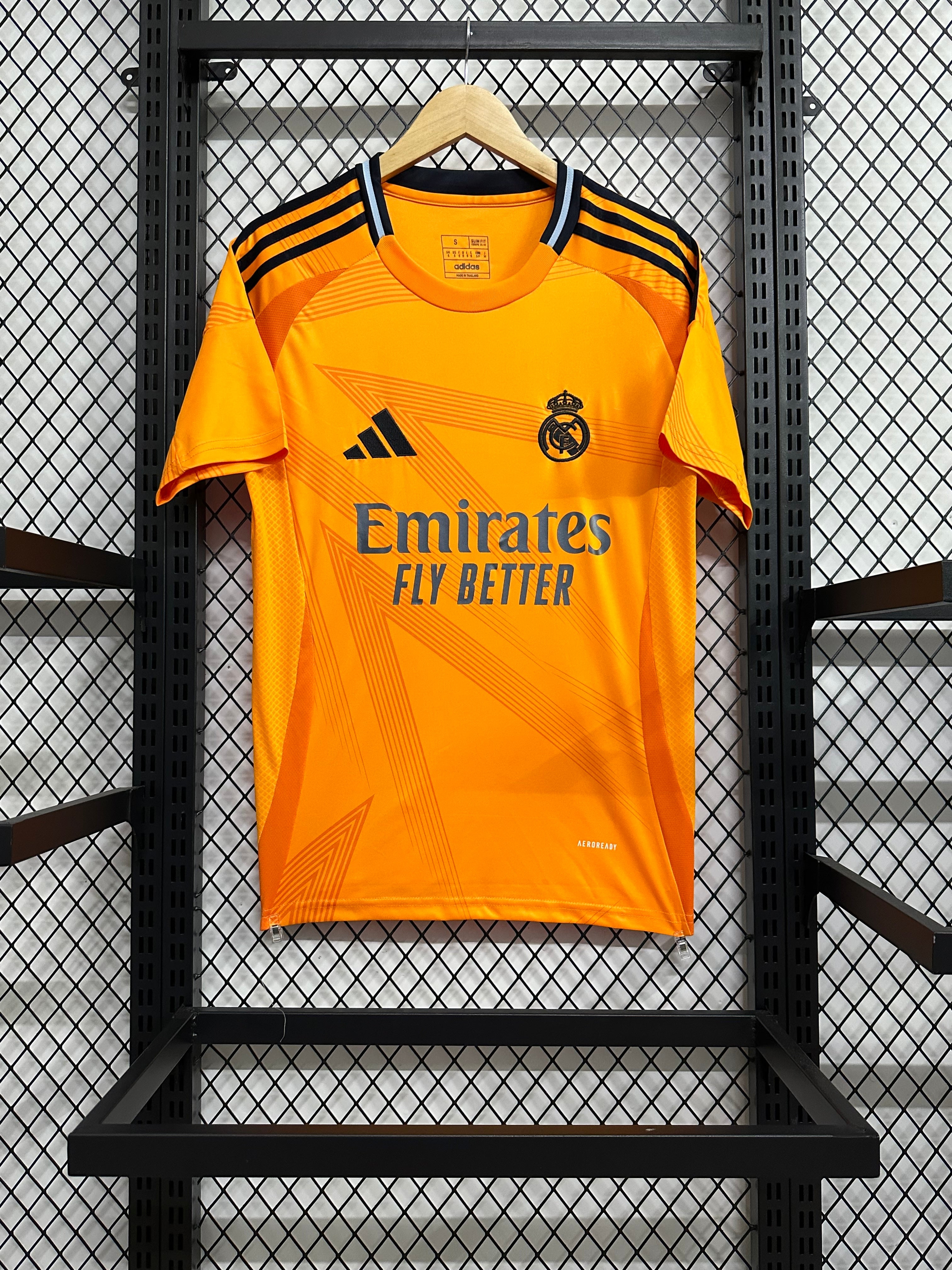 Real Madrid Away 24-25 — image 2