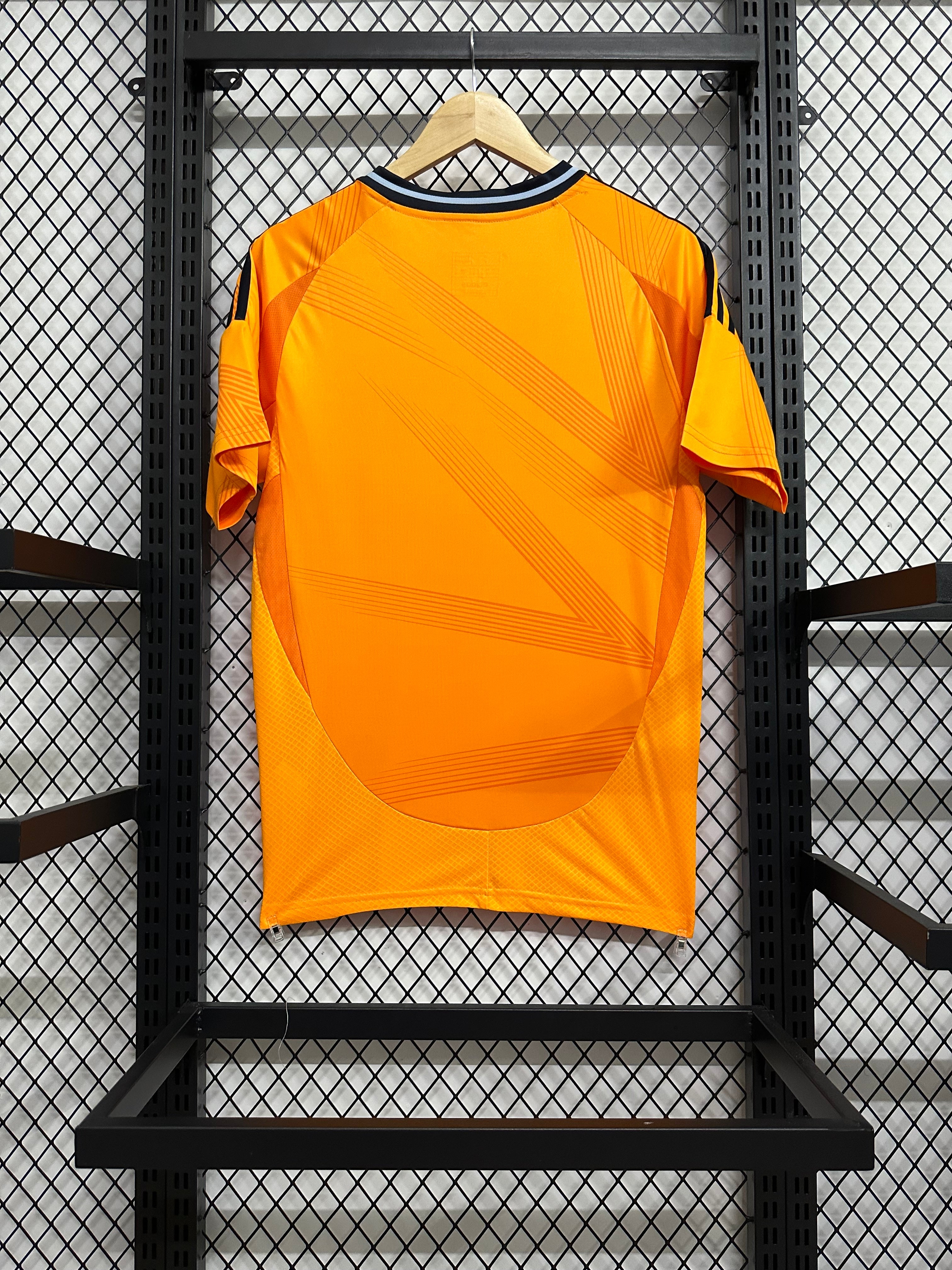 Real Madrid Away 24-25 — image 3