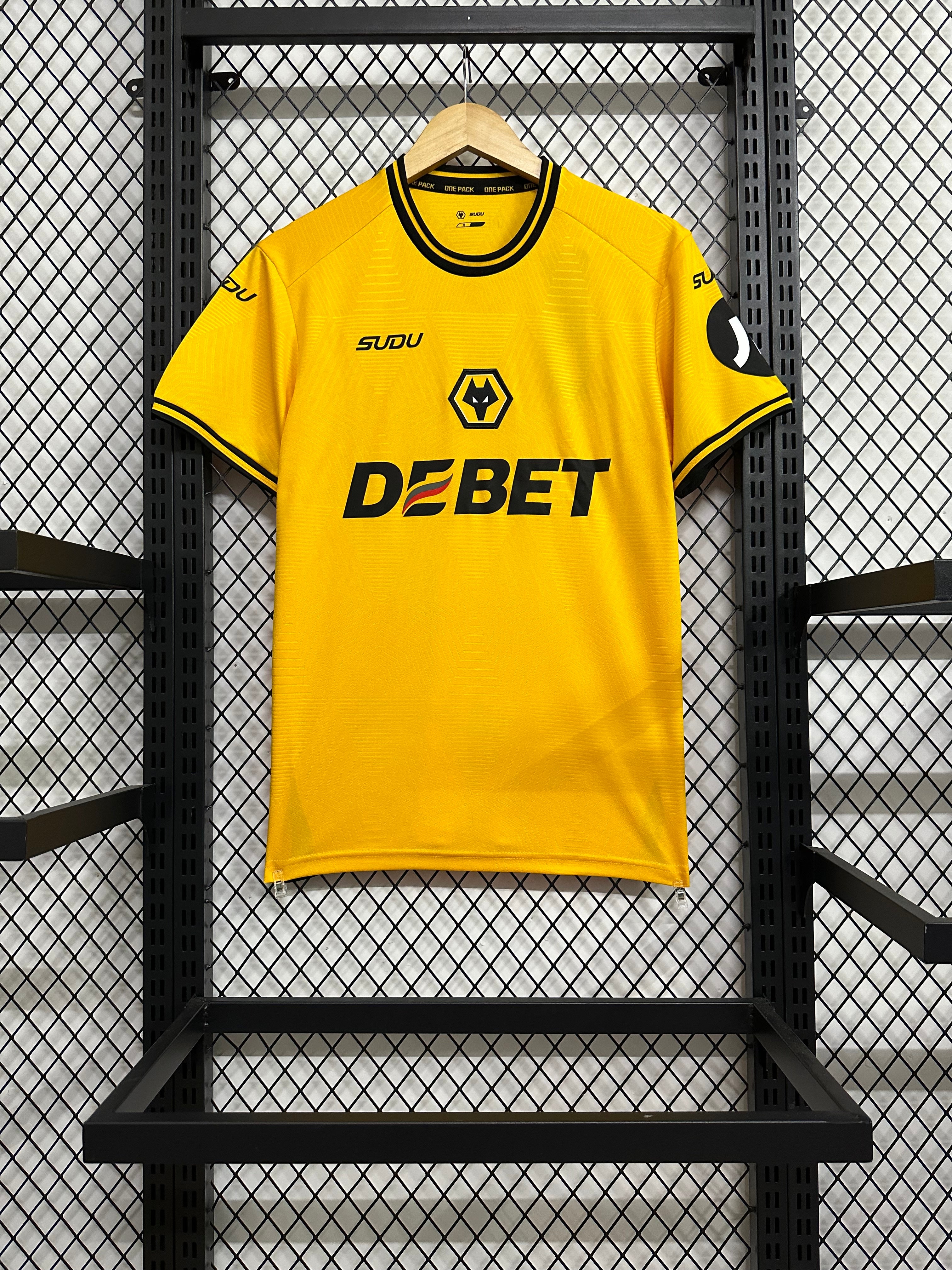 Wolves Home 24-25 — image 2