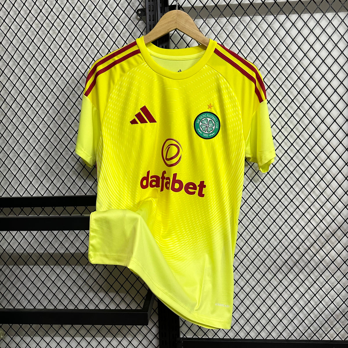 Celtic Goalkeeper 25-26 — image 1