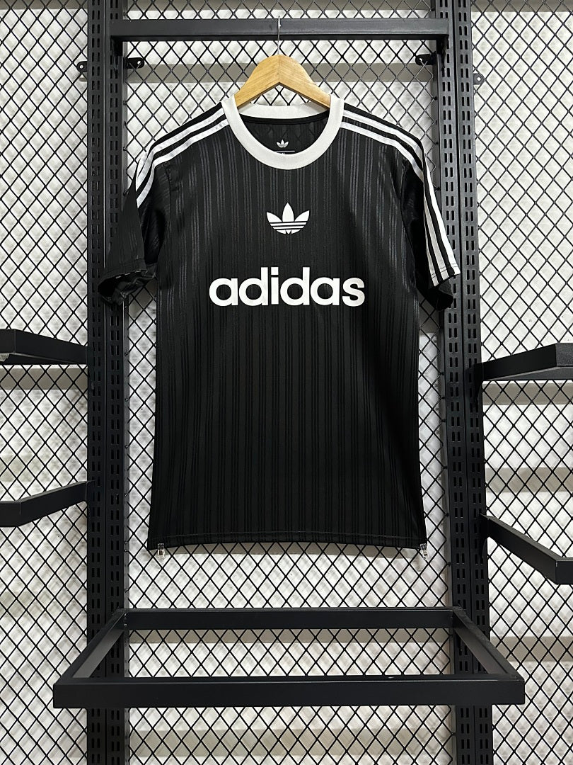 Adidas Originals Clover Black 25-26 — image 2