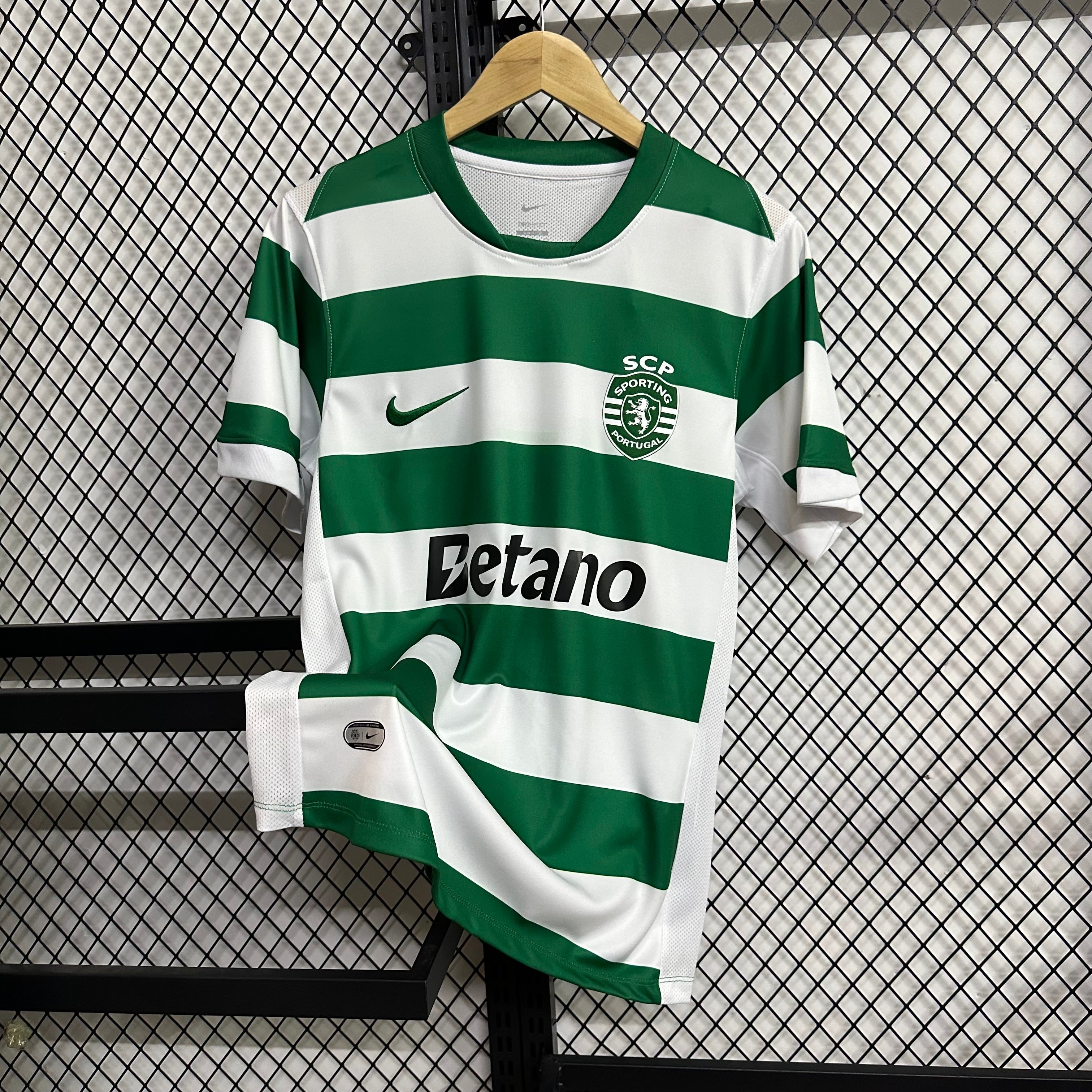 Sporting CP Home 25-26 — image 1