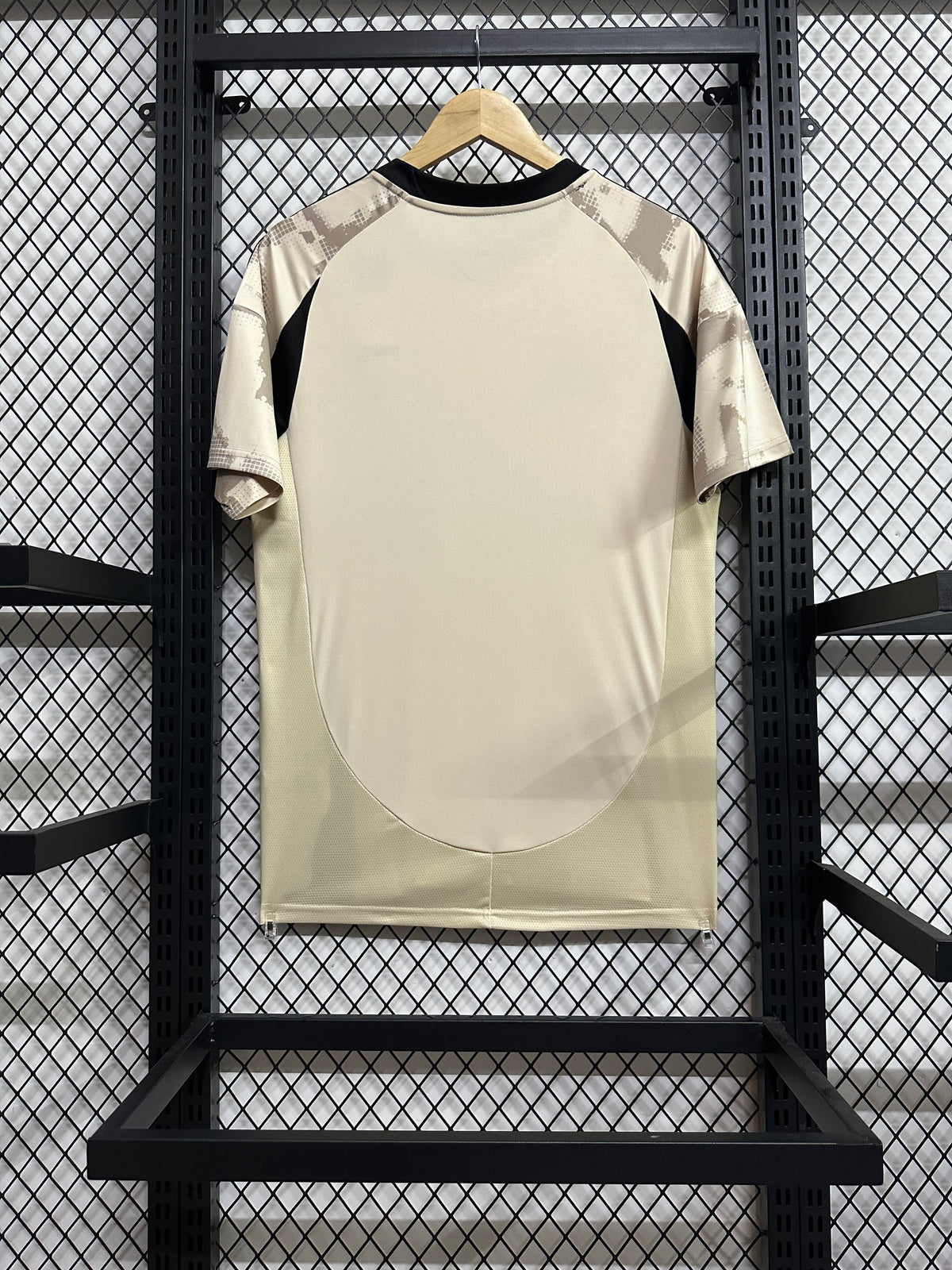 New York Red Bulls Away 25-26 — image 3