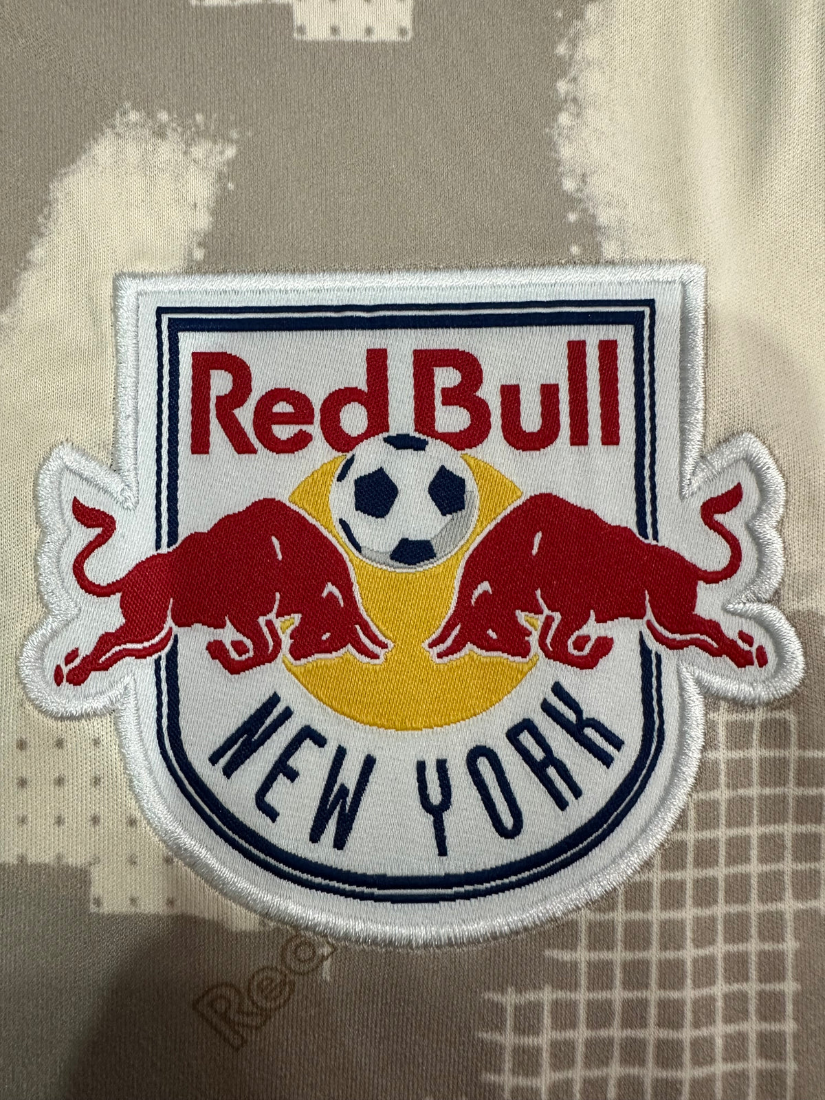New York Red Bulls Away 25-26 — image 5