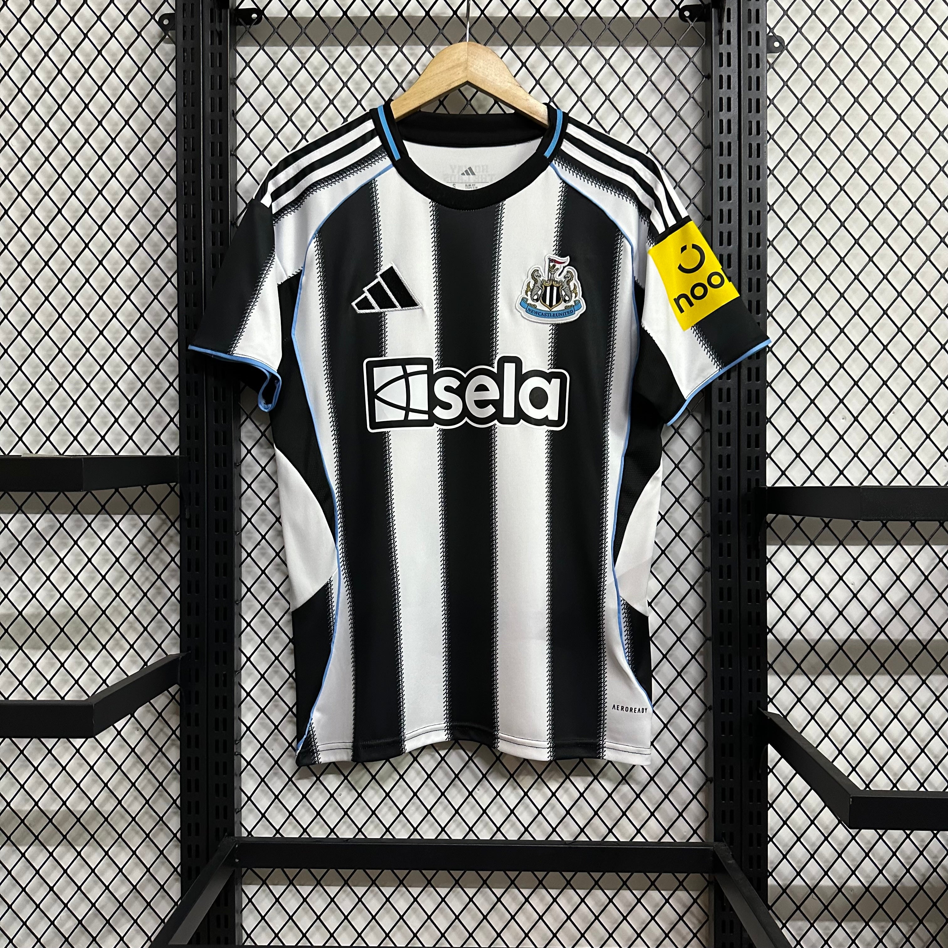 Newcastle Home 25-26 — image 3
