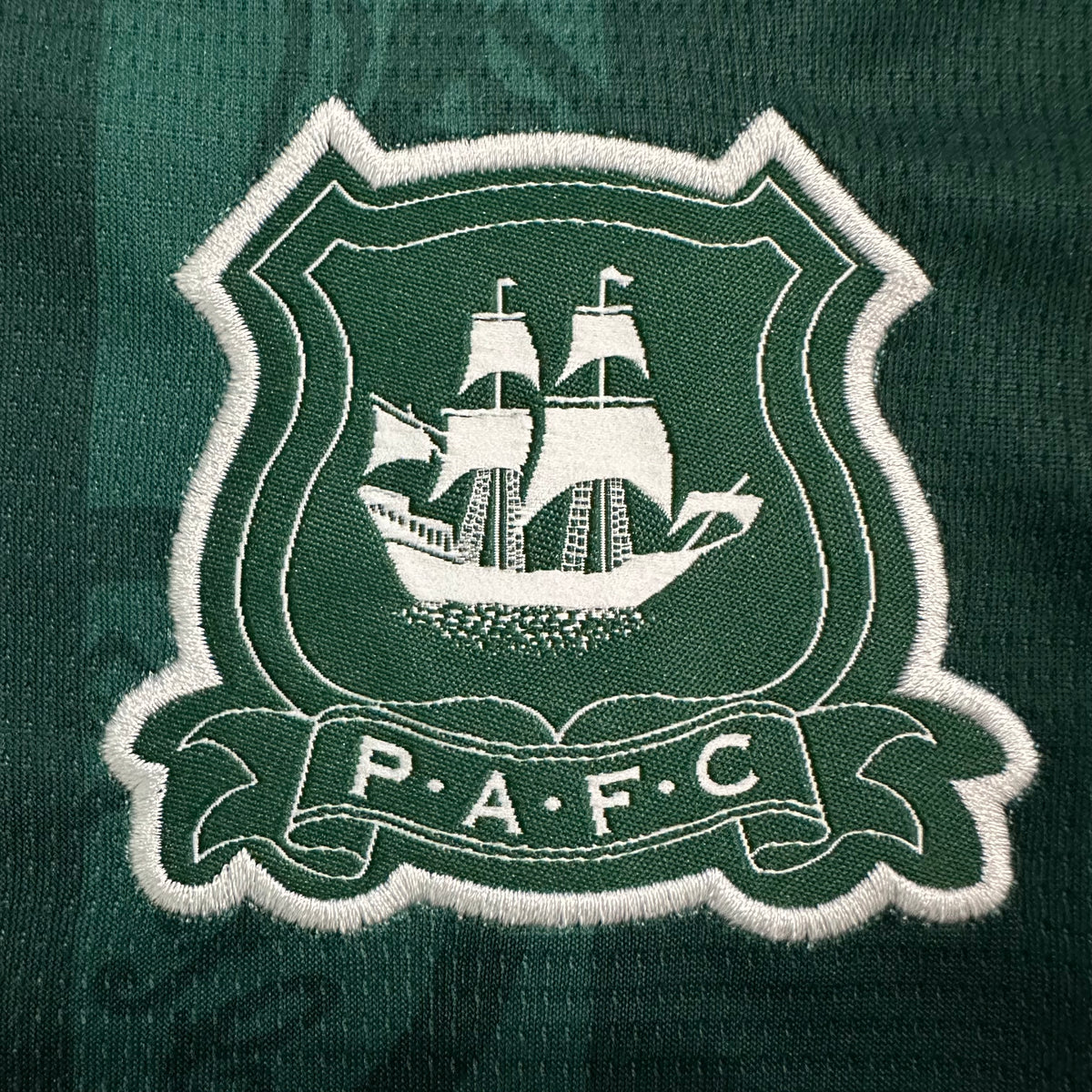 Plymouth Argyle Home 25-26 — image 5