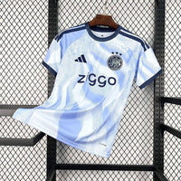 Ajax Away 26-27