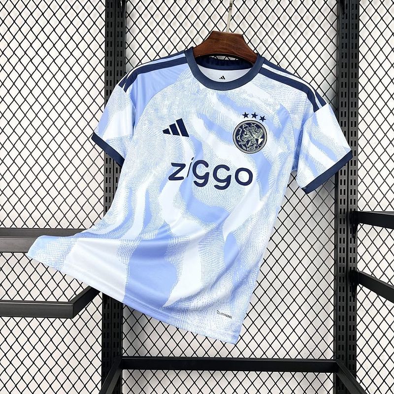 Ajax Away 26-27 — image 1