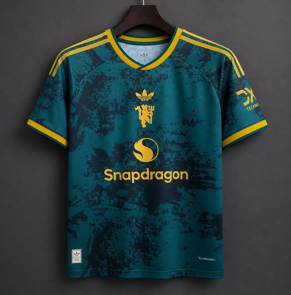 Manchester United Green Home Special 26-27 — image 1