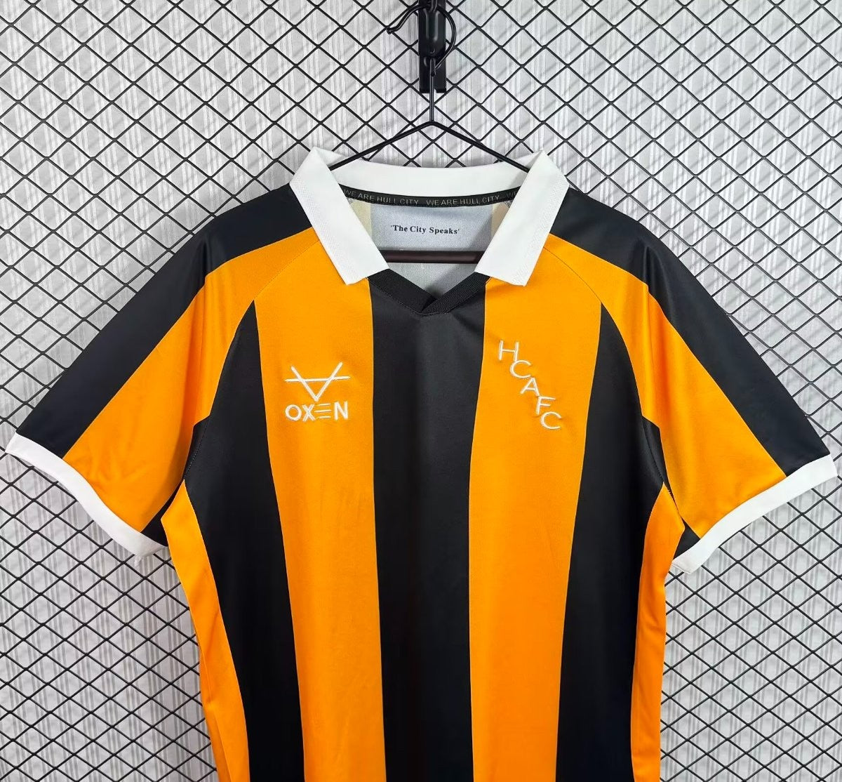 Hull City Home 26-27 — image 4