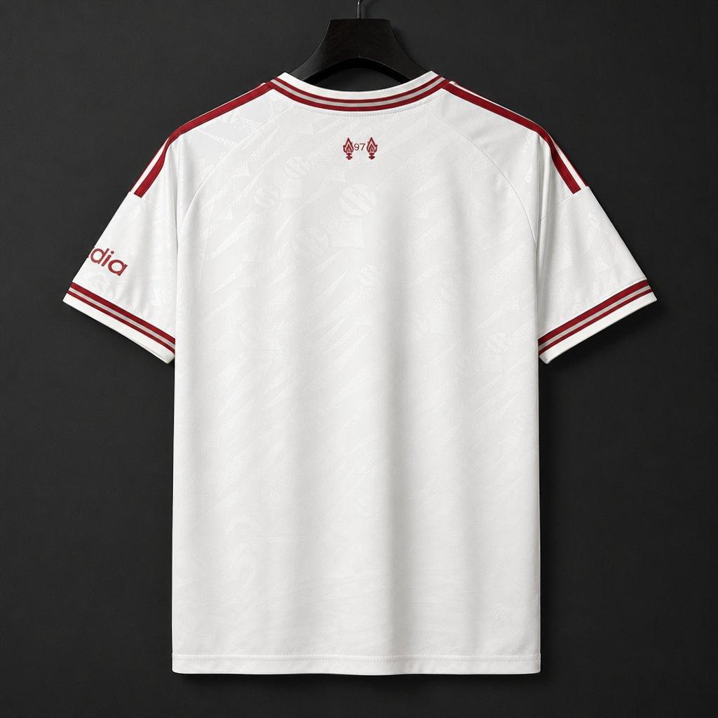 Liverpool Away 26-27 — image 4