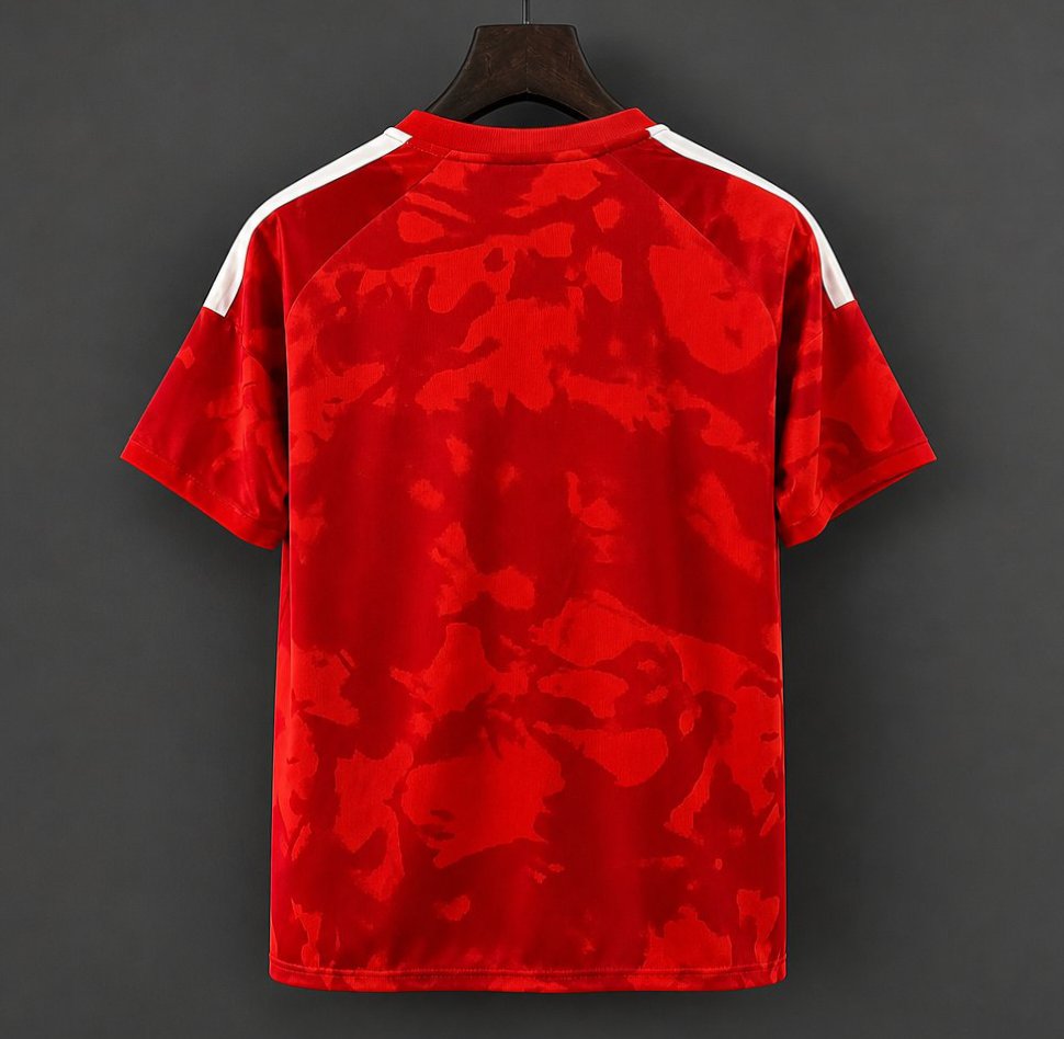 Nottingham Forest Home 26-27 — image 2