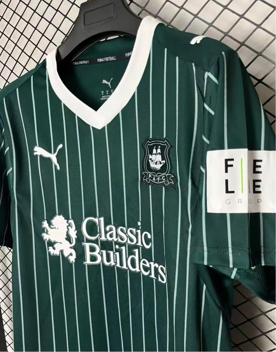 Plymouth Argyle Home 26-27 — image 2