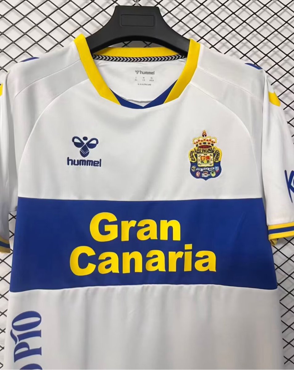 Las Palmas Third 26-27 — image 2