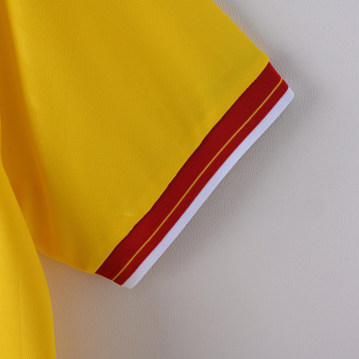 Liverpool Away 85-86 — image 4