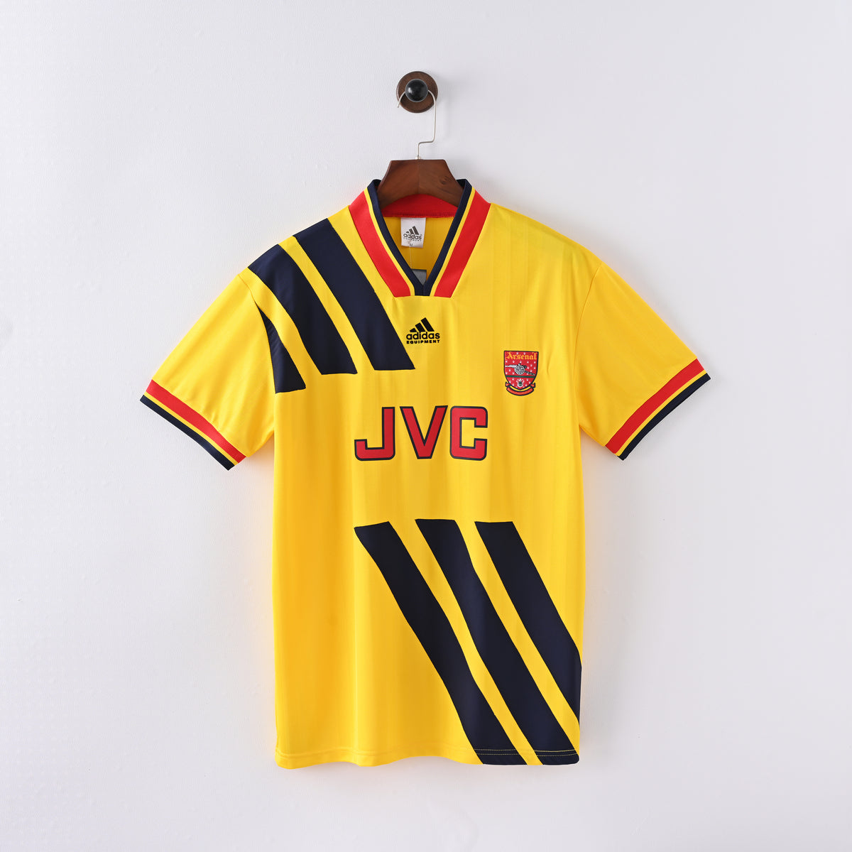 Arsenal Away 93-94 — image 1