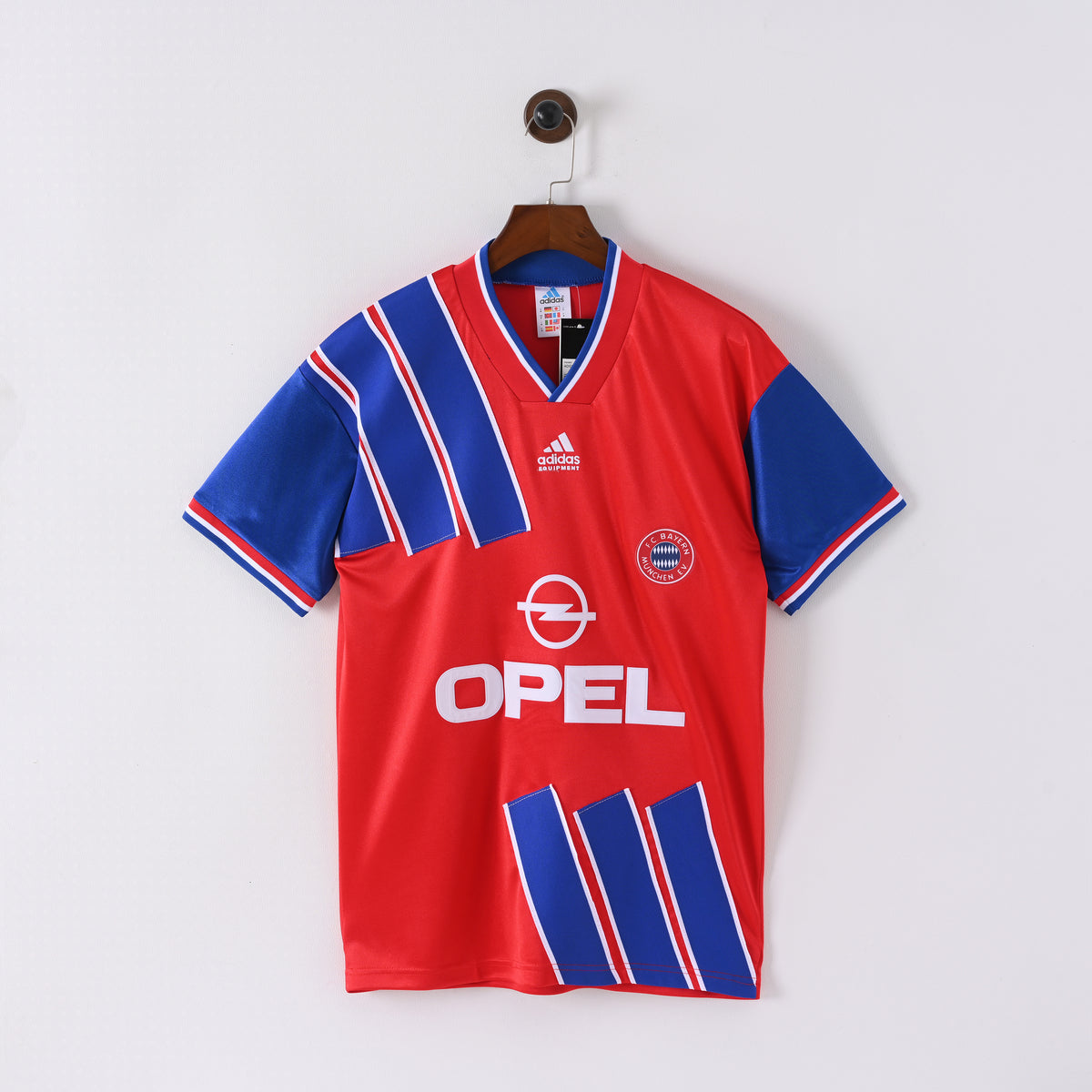 Bayern Munich Home 93-95 — image 1