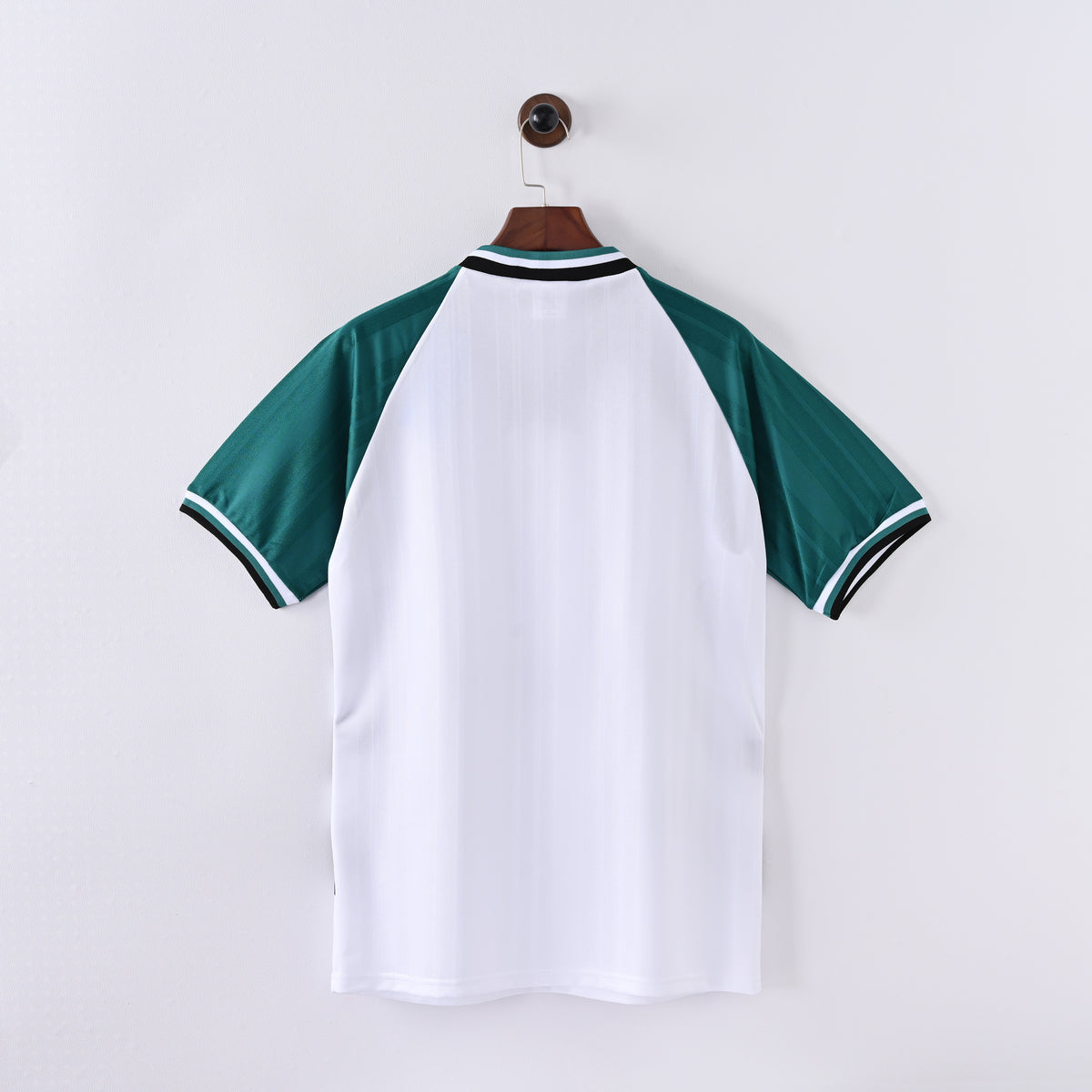Liverpool Away 93-95 — image 5