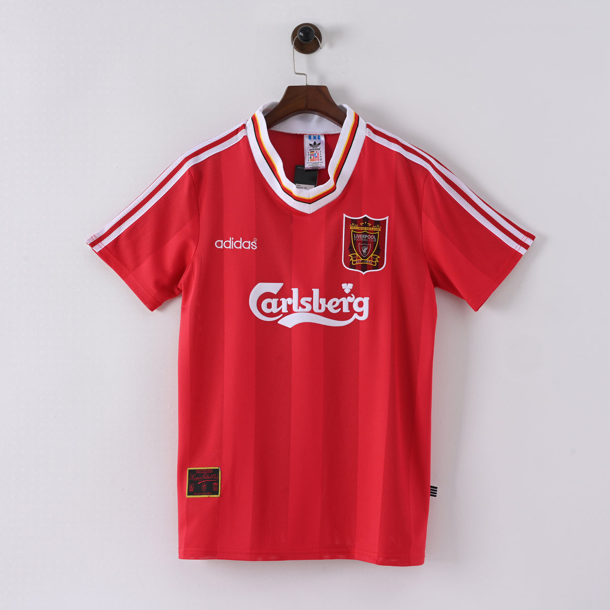 Liverpool Home 95-96 — image 1