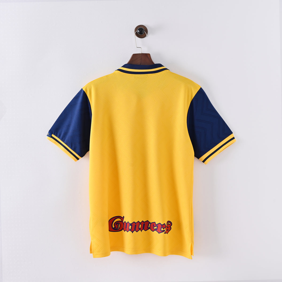 Arsenal Away 96-97 — image 2