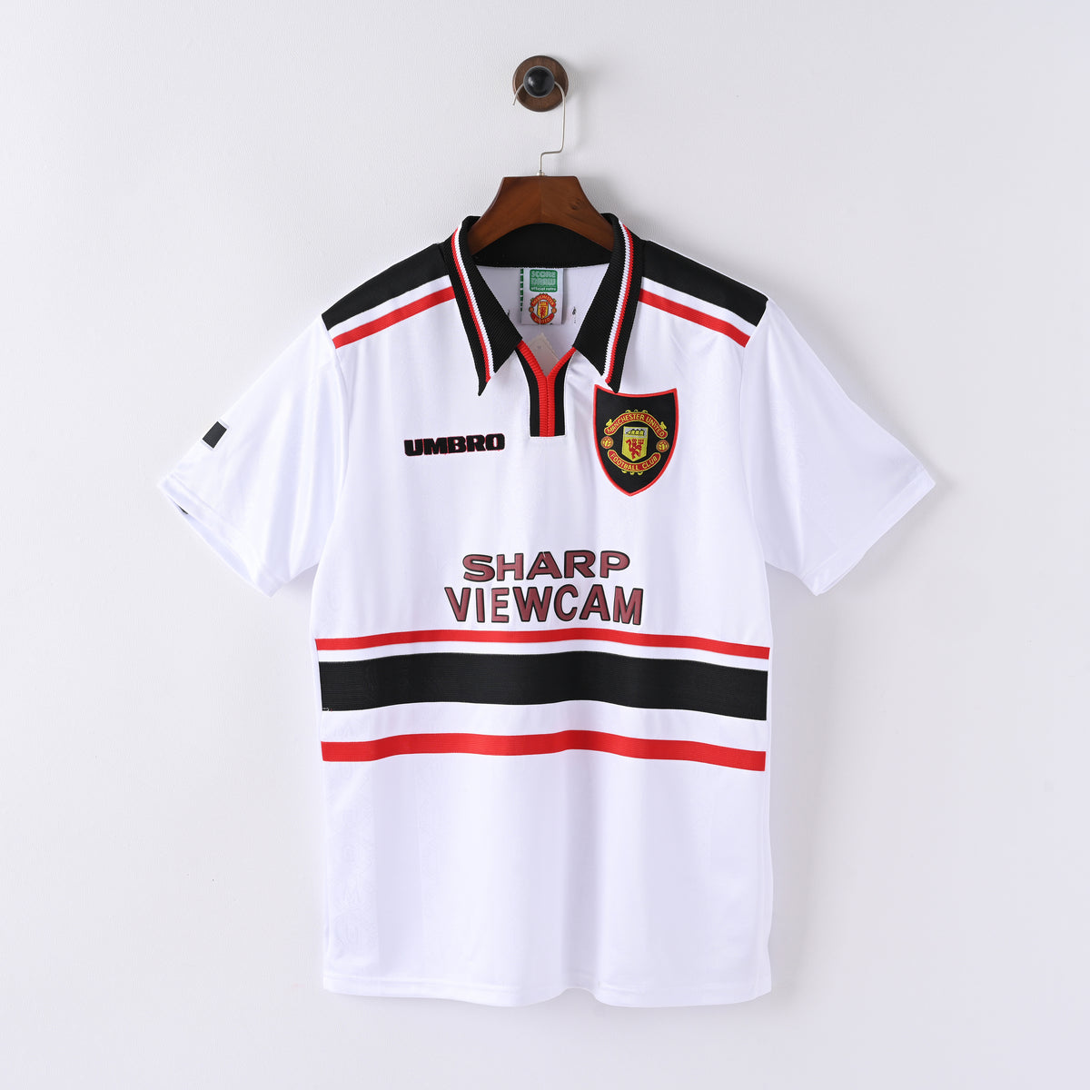 Manchester United Away 98-99 — image 1