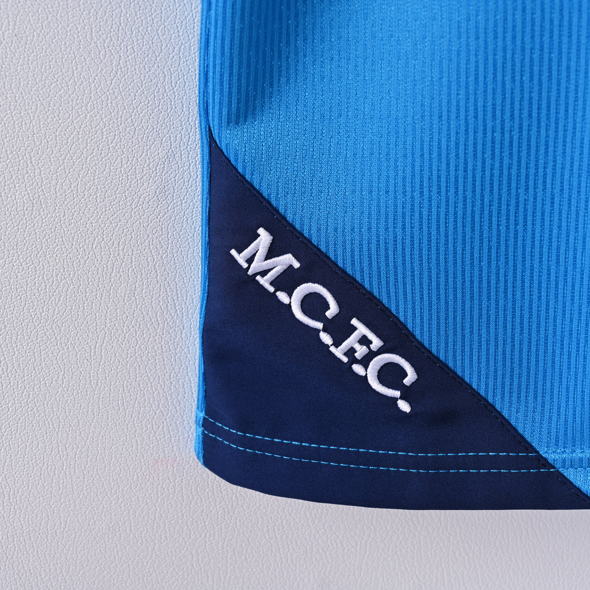 Manchester City Home 99-01 — image 4