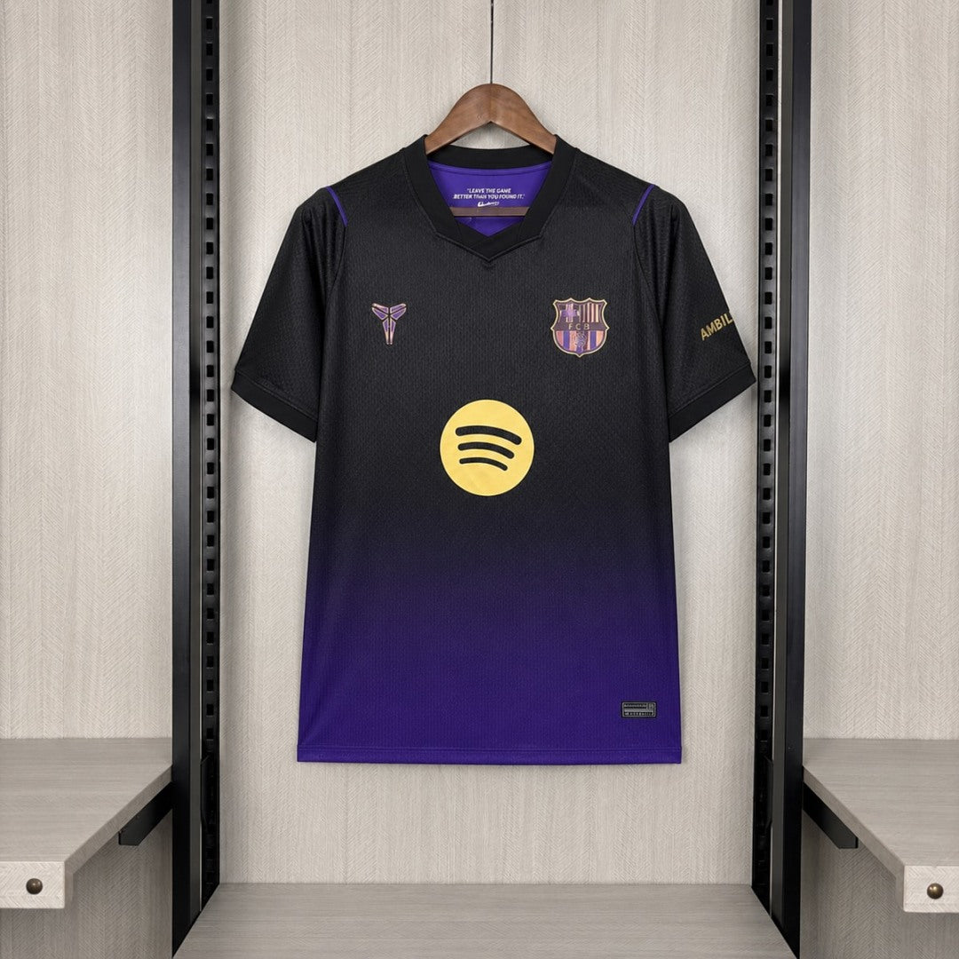 Barcelona Away 26-27 — image 1