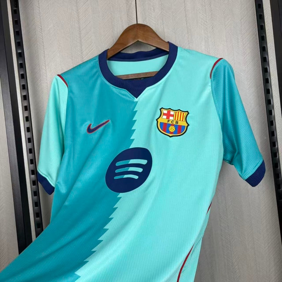 Barcelona Away 26-27 v2 — image 4