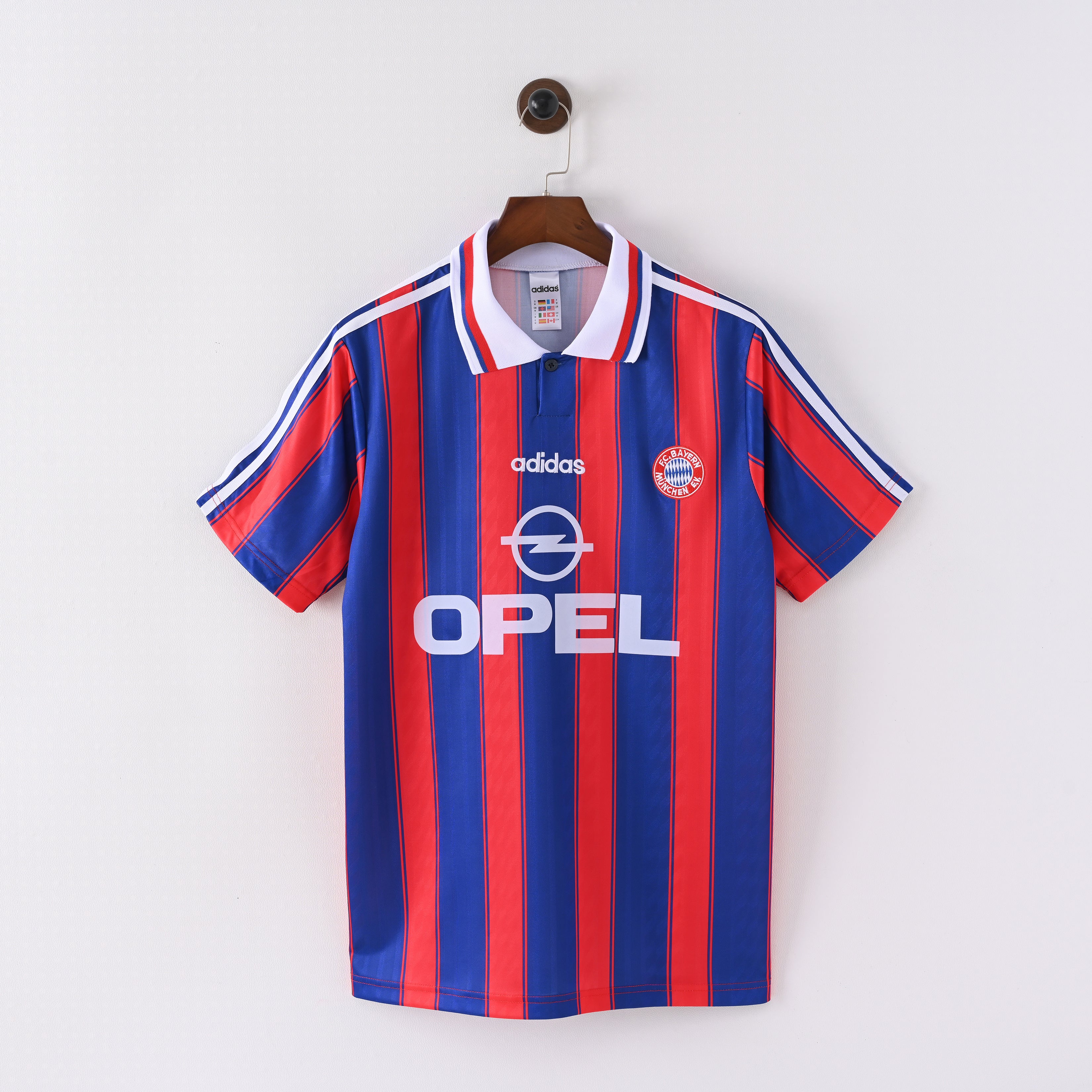Bayern Munich Home 95-97 — image 1