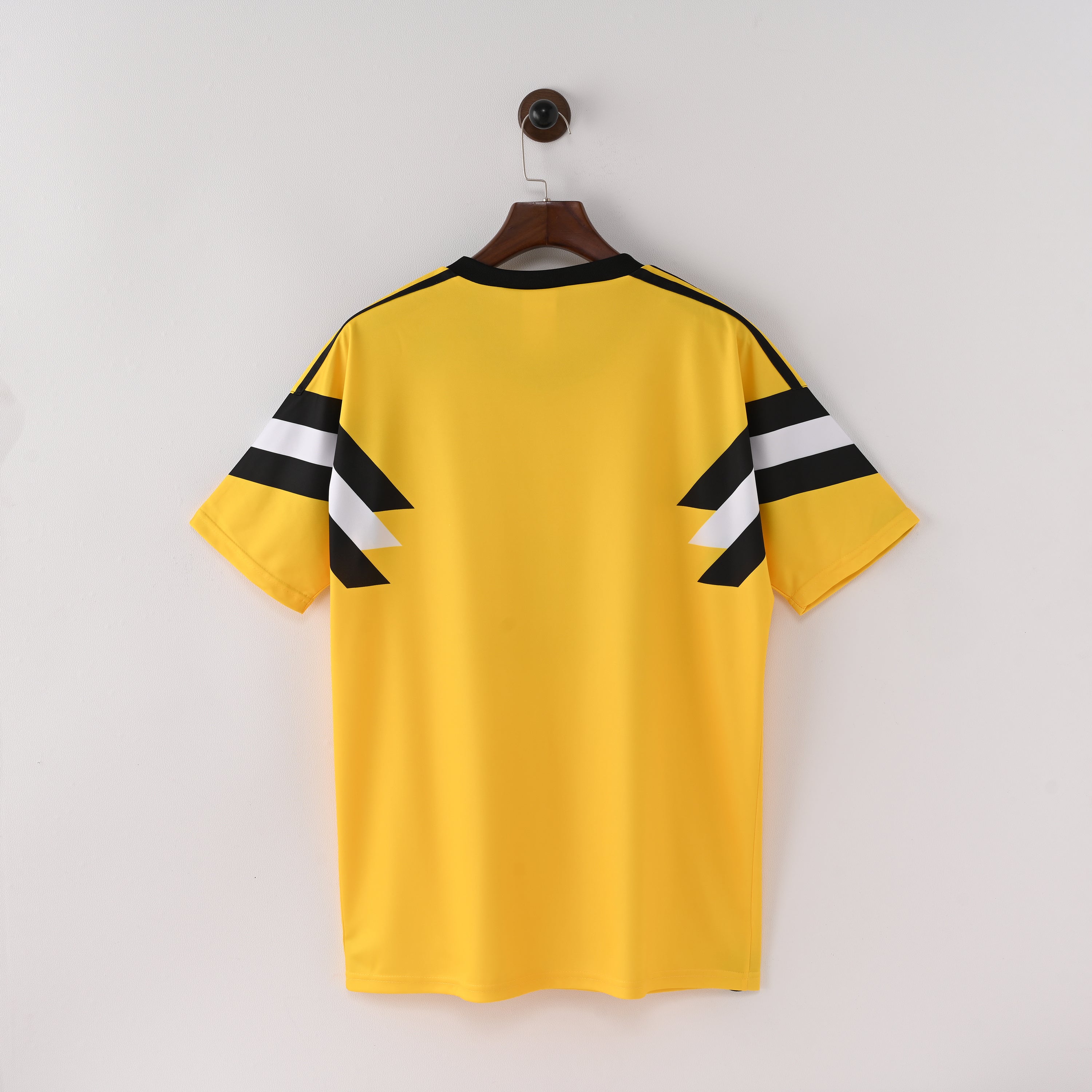 Borussia Dortmund Home 96-97 — image 2
