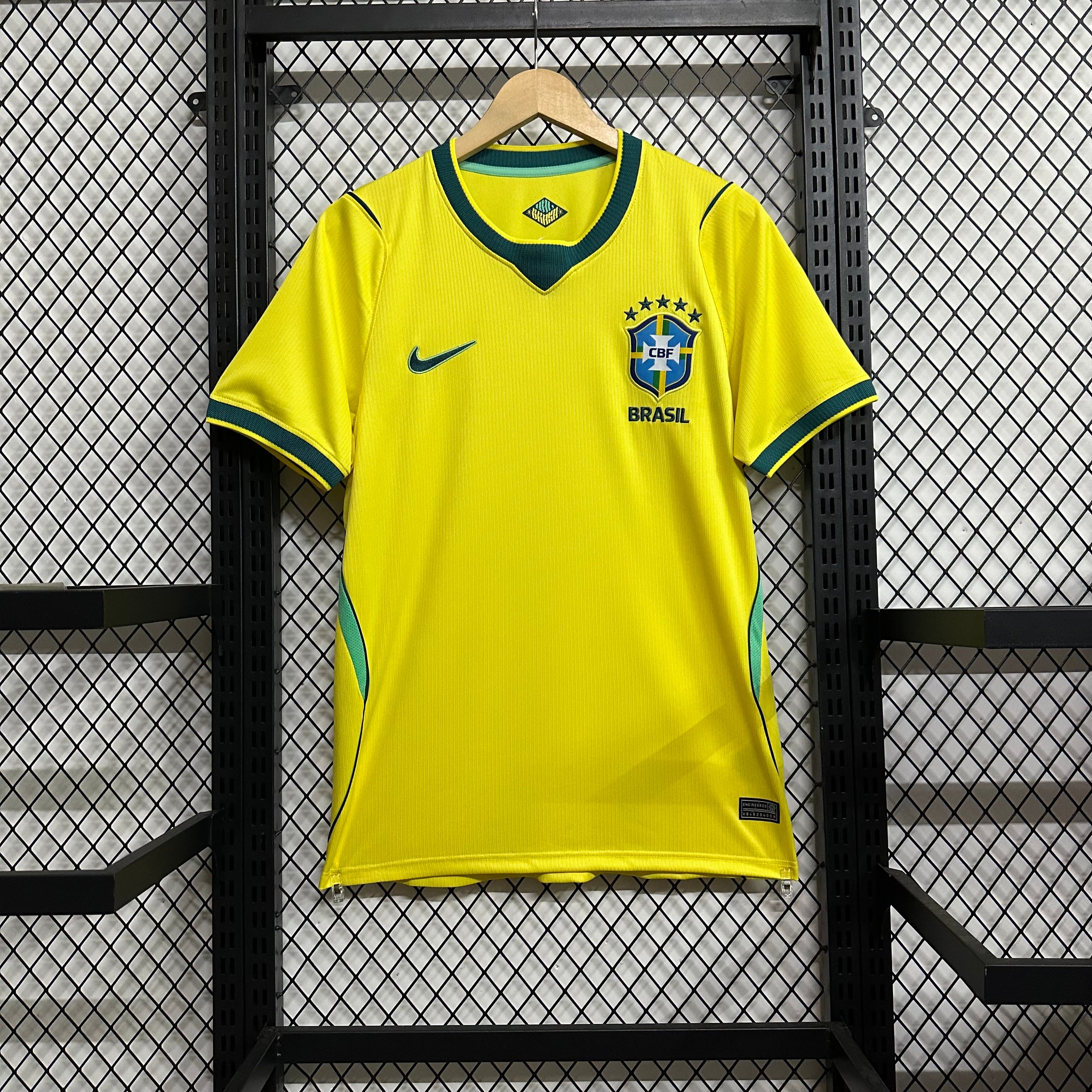 Brazil home game 26-27 — image 2