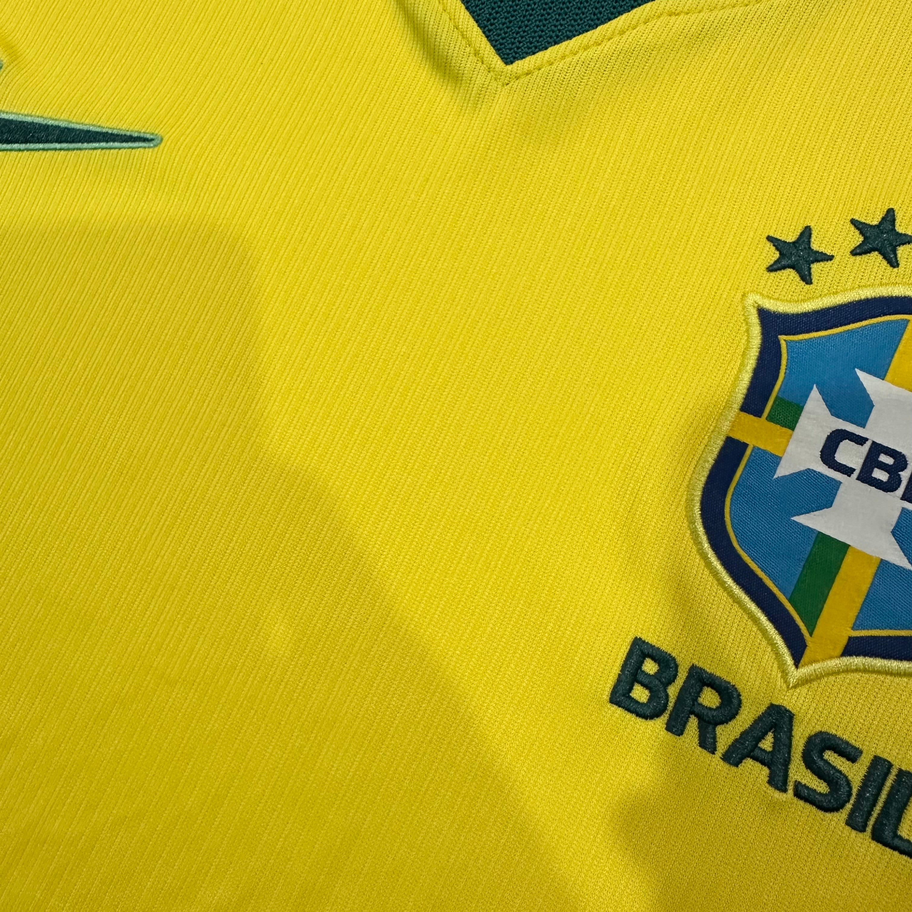 Brazil home game 26-27 — image 4