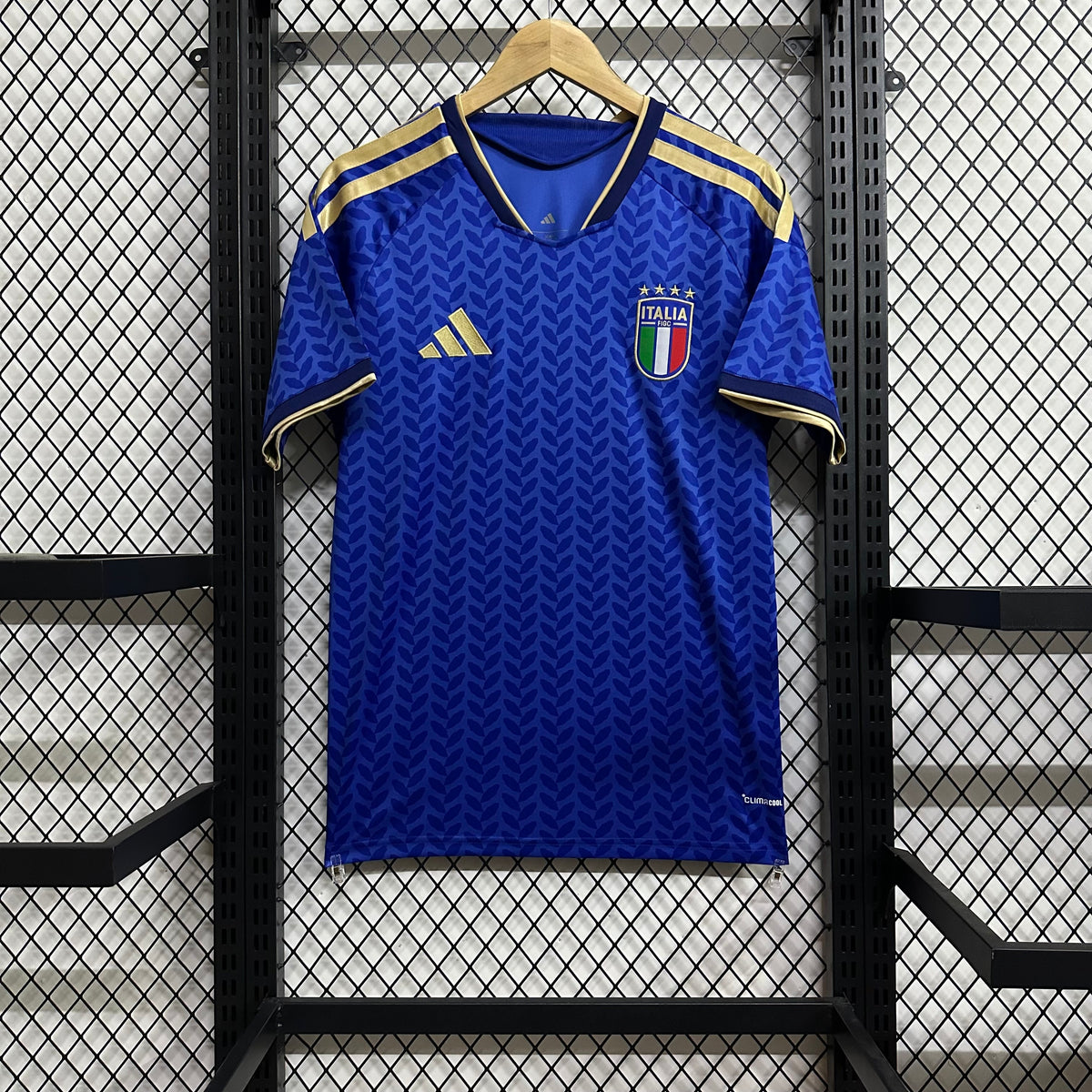 Italy home game 26-27 — image 2