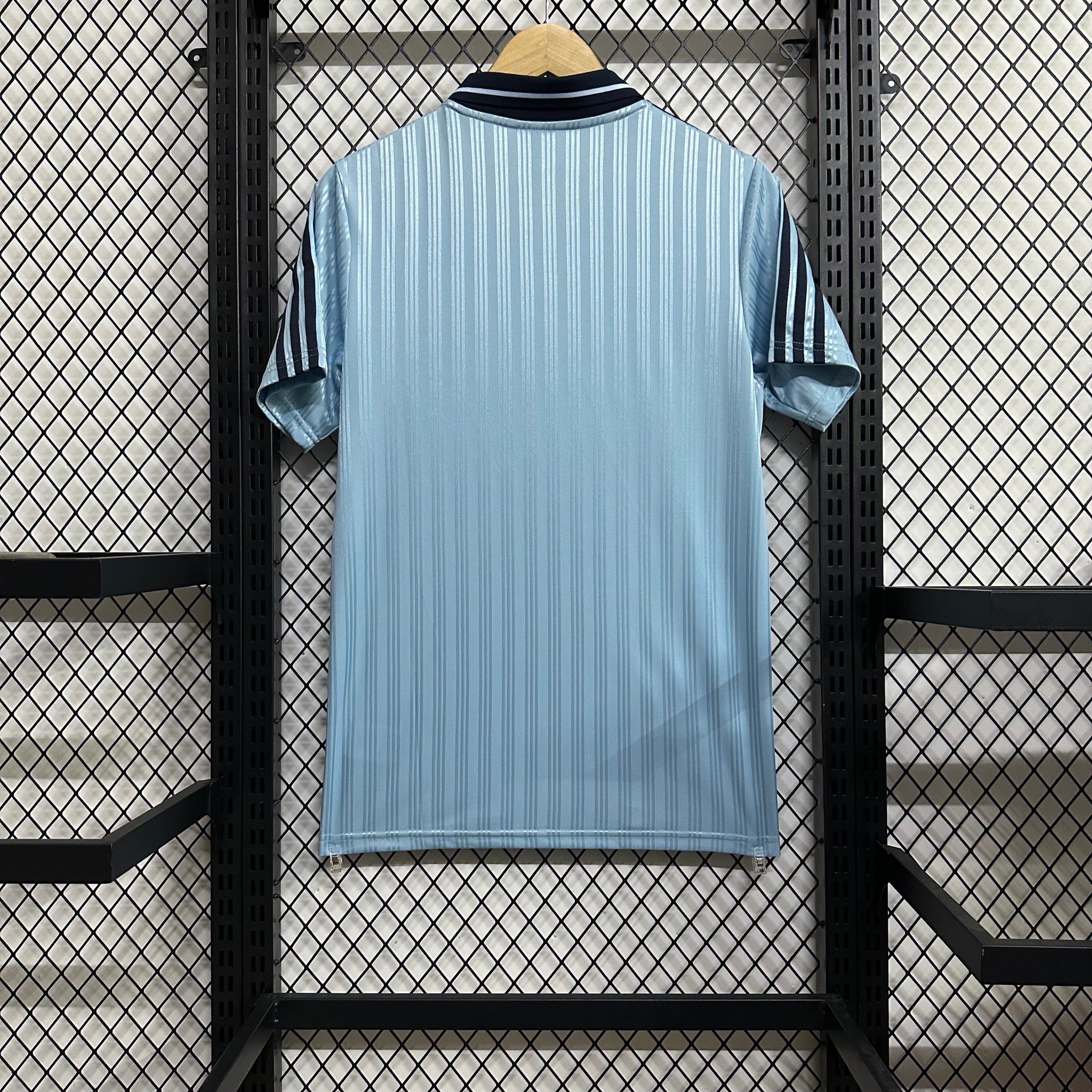 Adidas × Oasis Co-Brand Sky Blue 25-26 — image 3