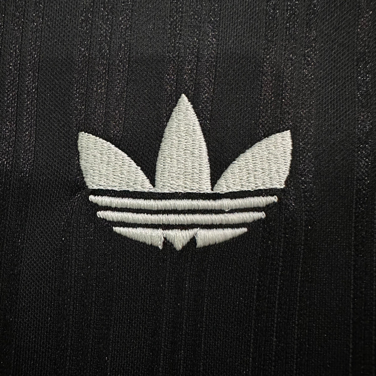 Adidas × Oasis Co-Brand Black 25-26 — image 6