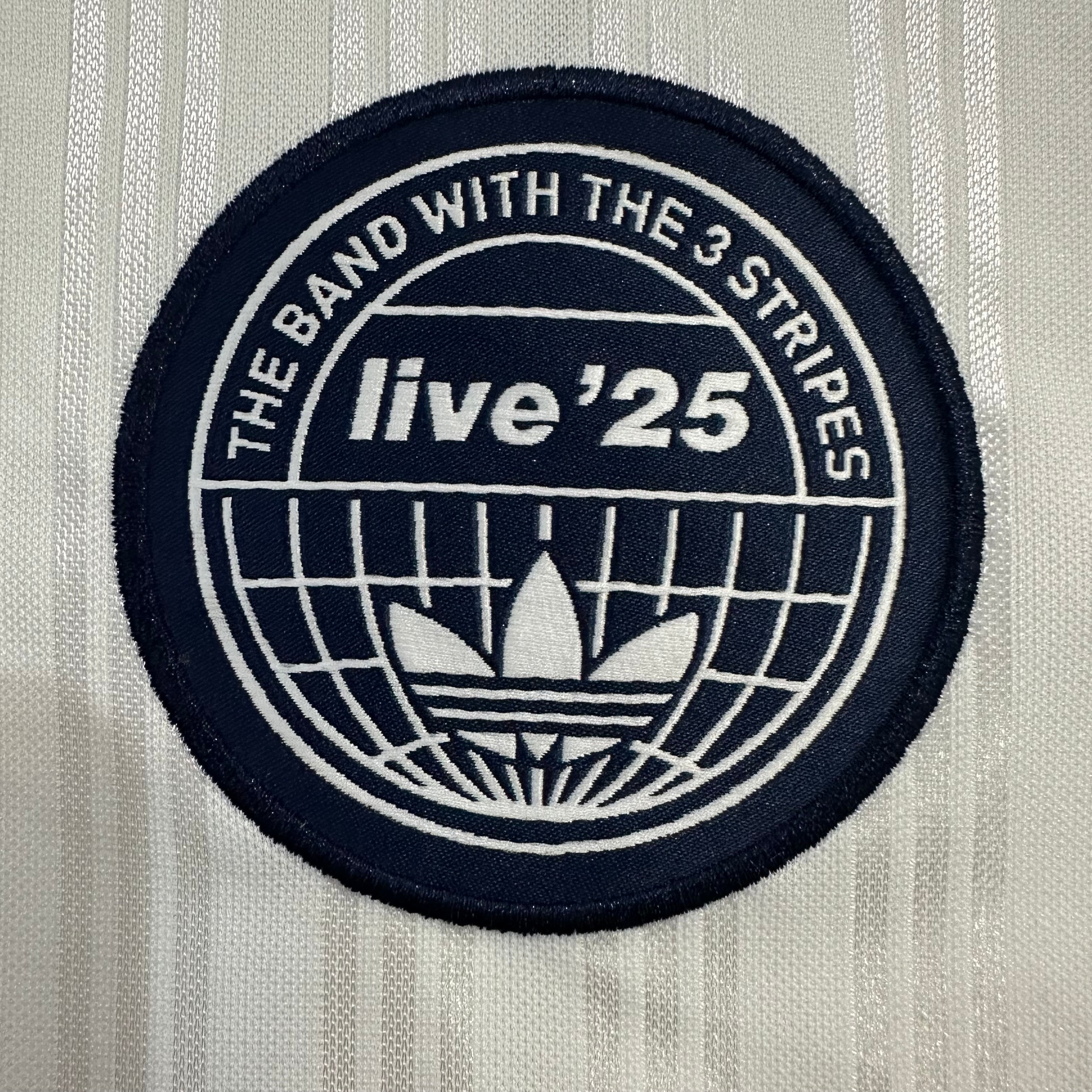 Adidas × Oasis Co-Brand White 25-26 — image 5