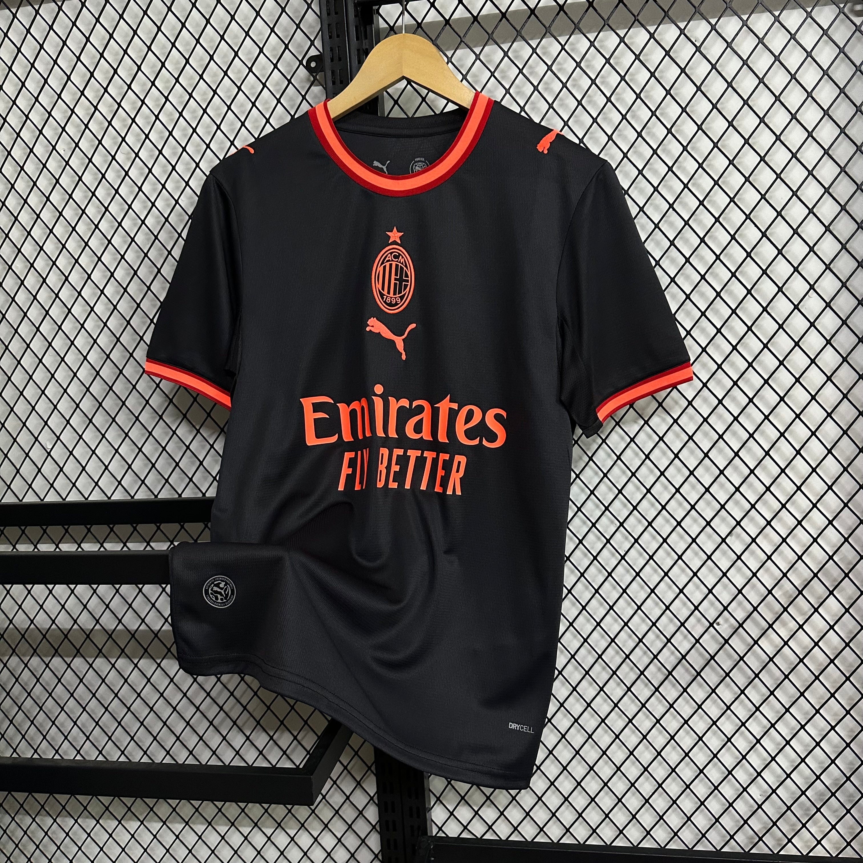 AC Milan Away 26-27 — image 1