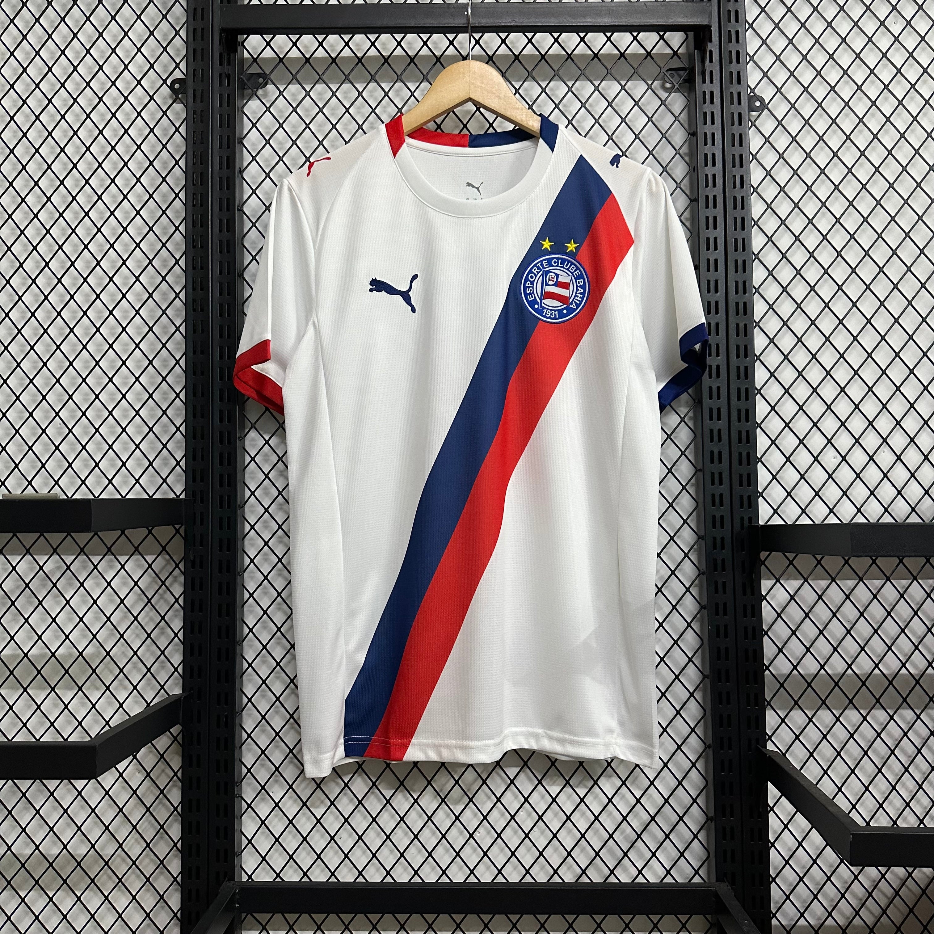 Bahia Home 26-27 — image 2