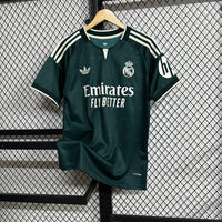 Real Madrid Away 26-27