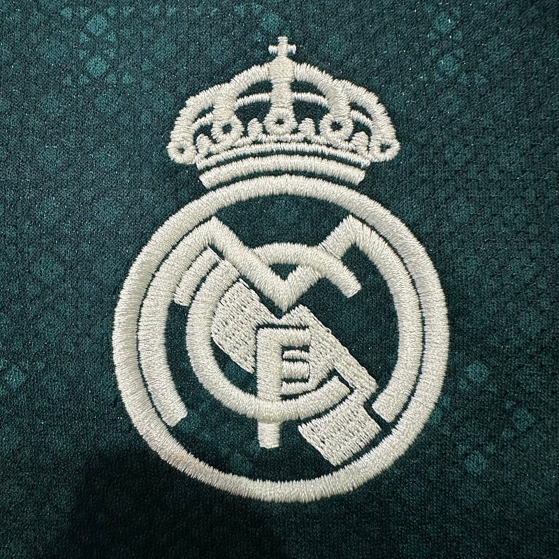 Real Madrid Away 26-27