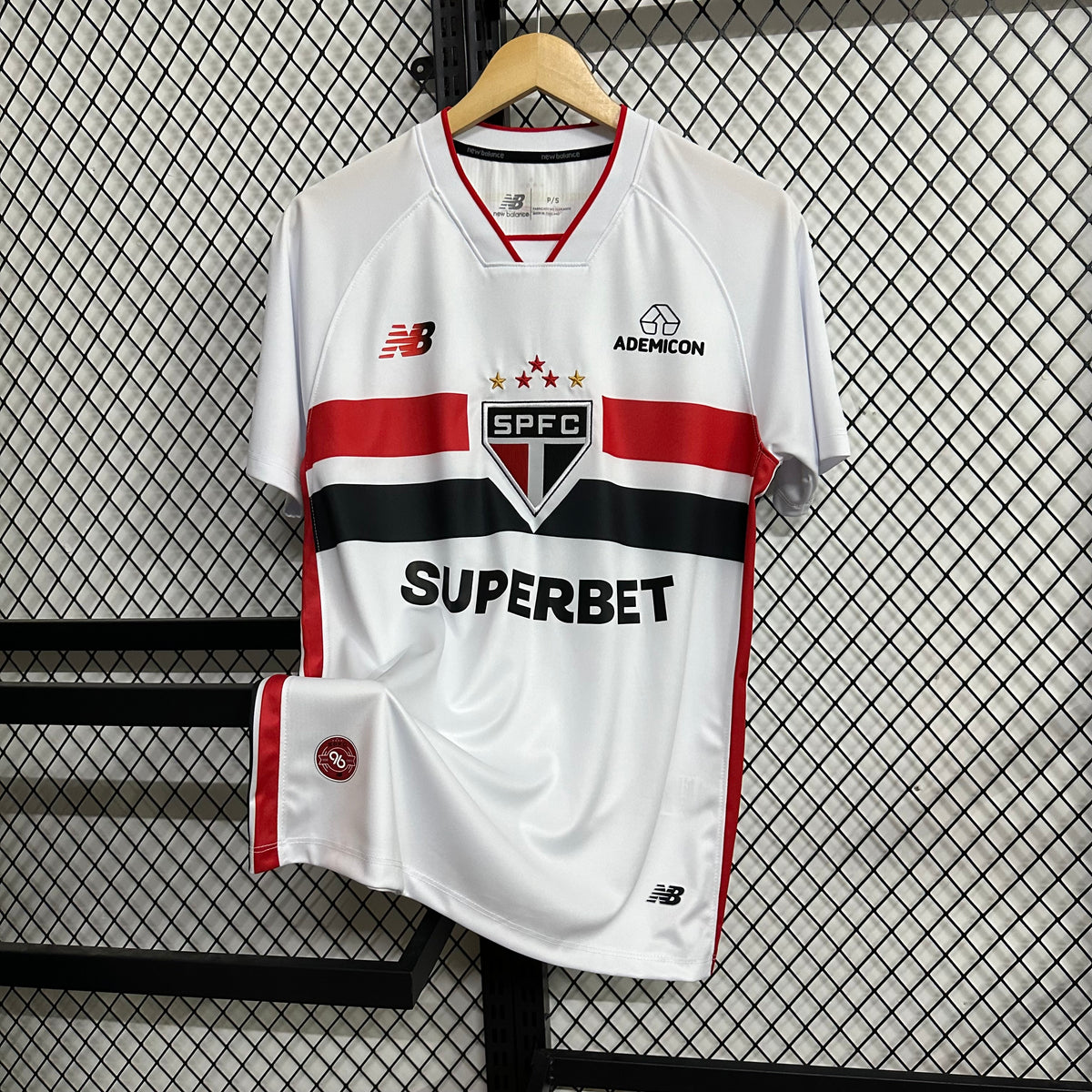 São Paulo Home 26-27