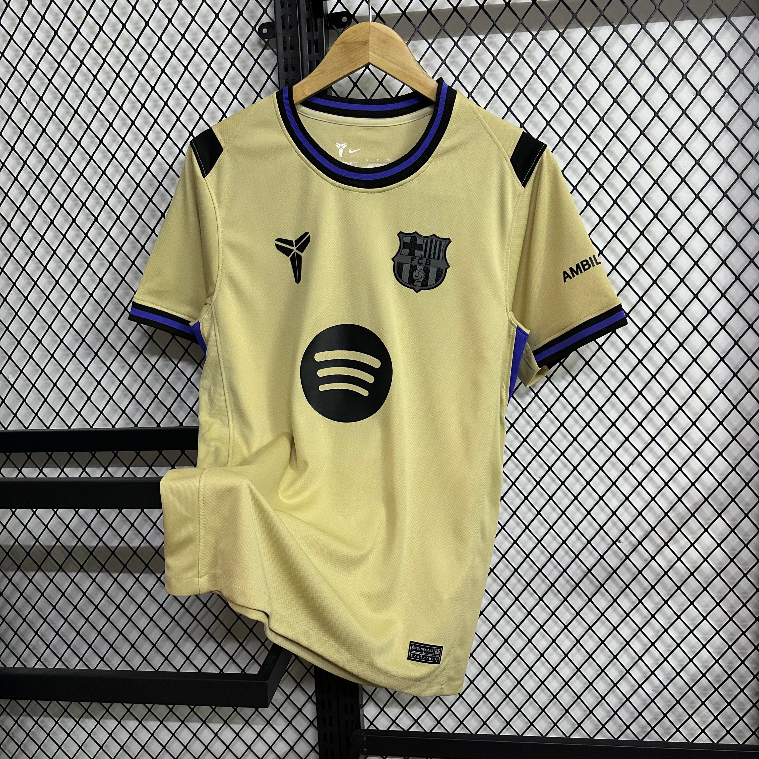 Barcelona Away 25-26 — image 2
