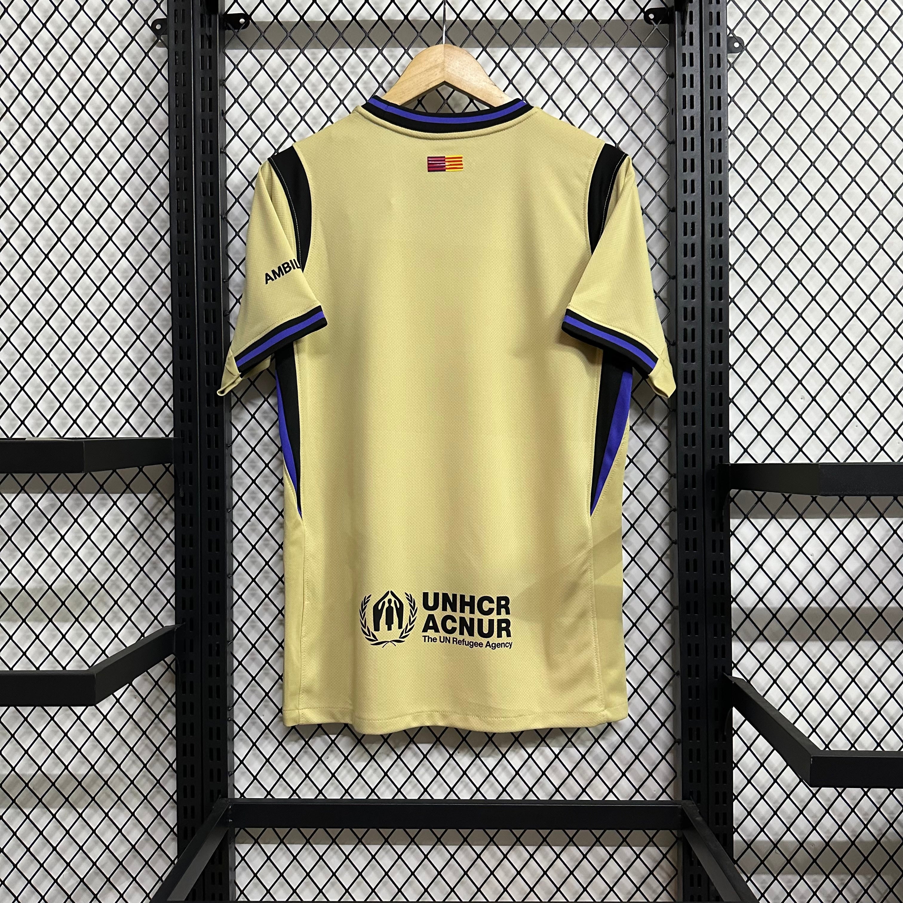 Barcelona Away 25-26 — image 6