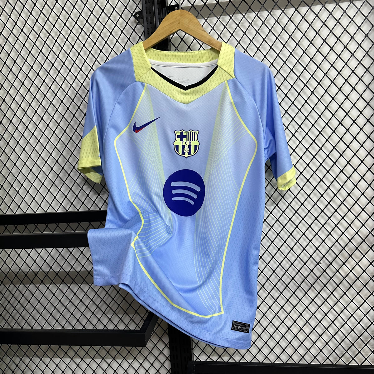 Barcelona Design Edition 25-26 — image 3