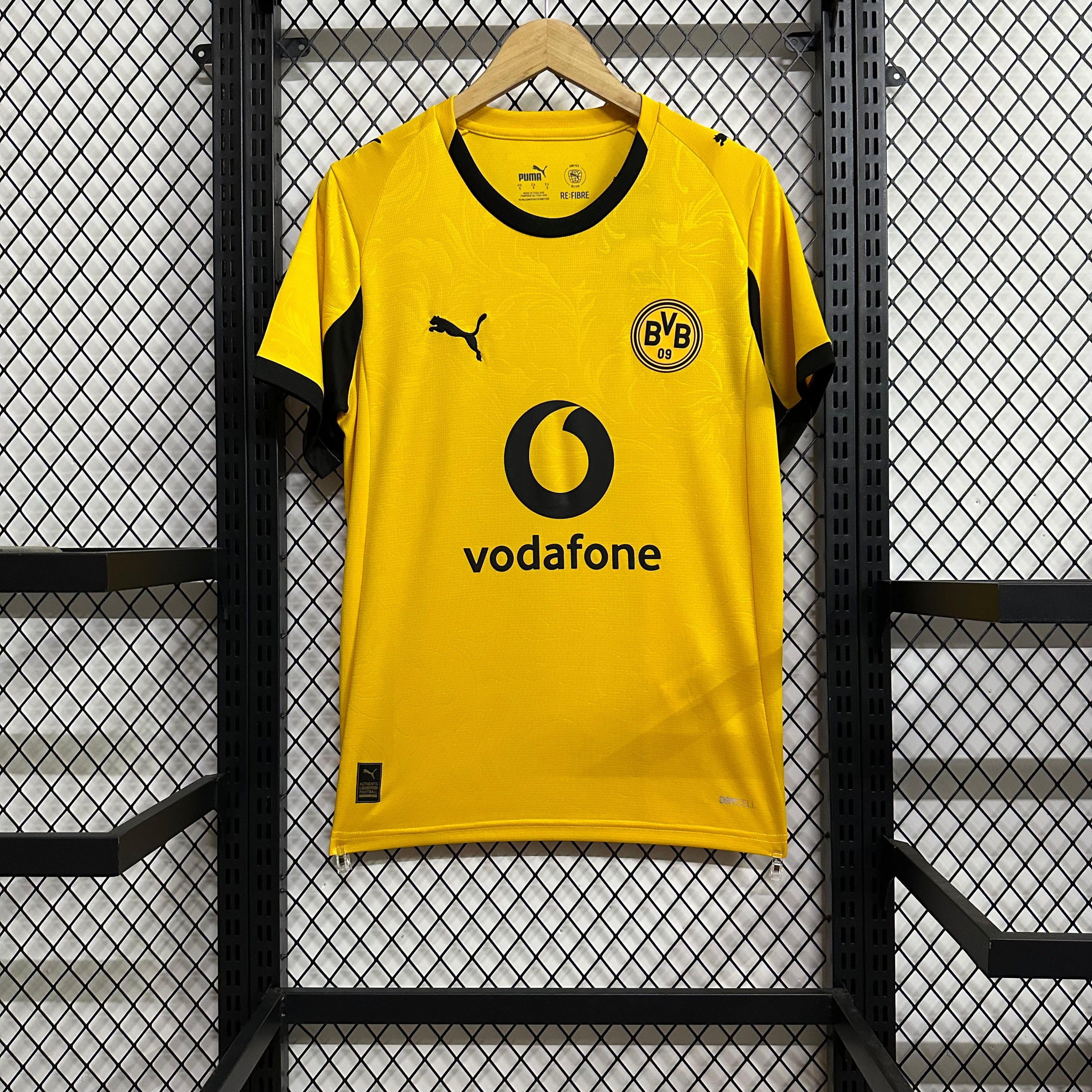 Borussia Dortmund Home 25-26 — image 4