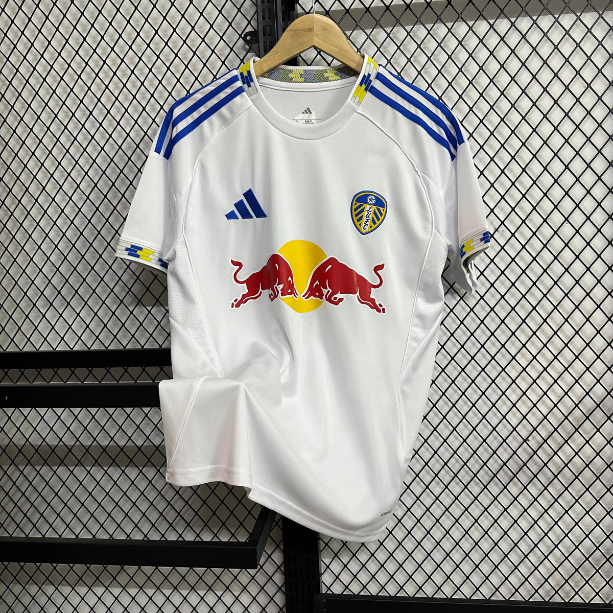 Leeds United Home 25-26 — image 1