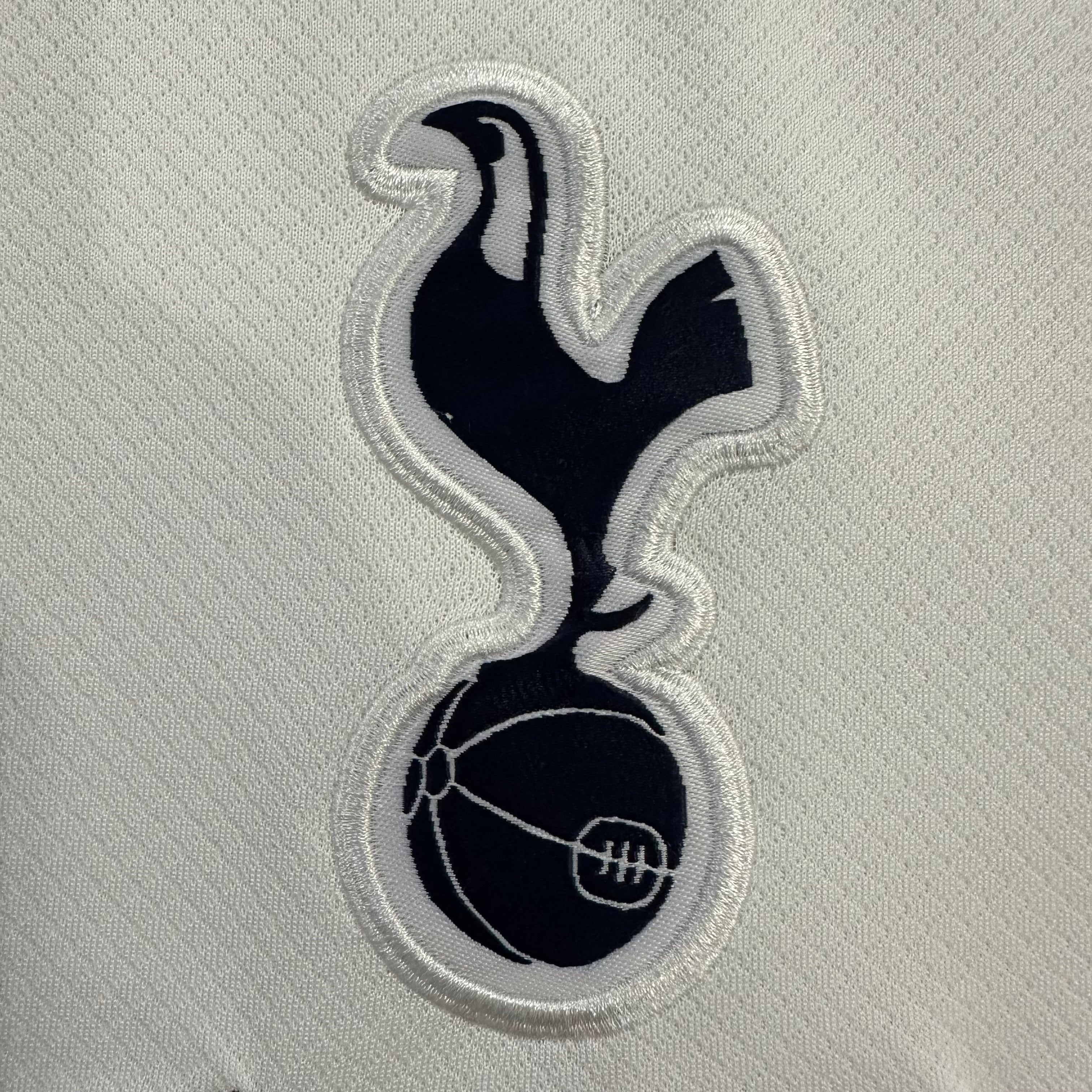 Tottenham Home 25-26 — image 10