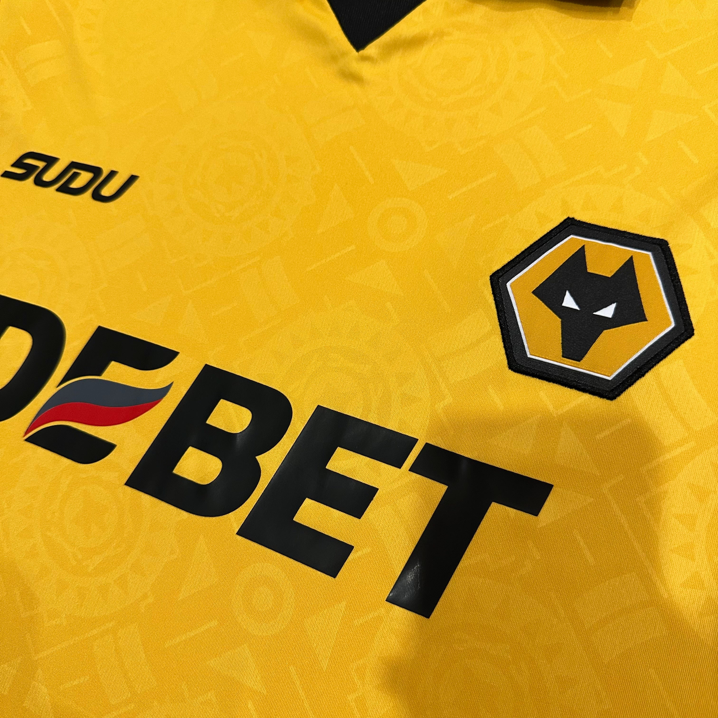 Wolves Home 25-26 — image 4